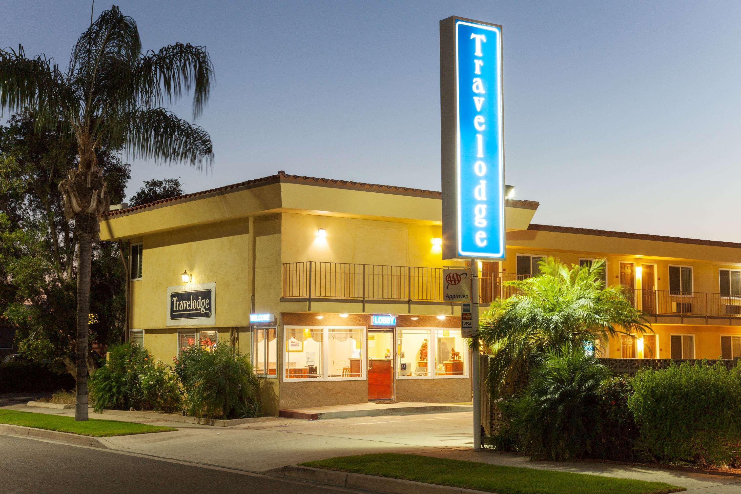 Varios Travelodge by Wyndham Brea