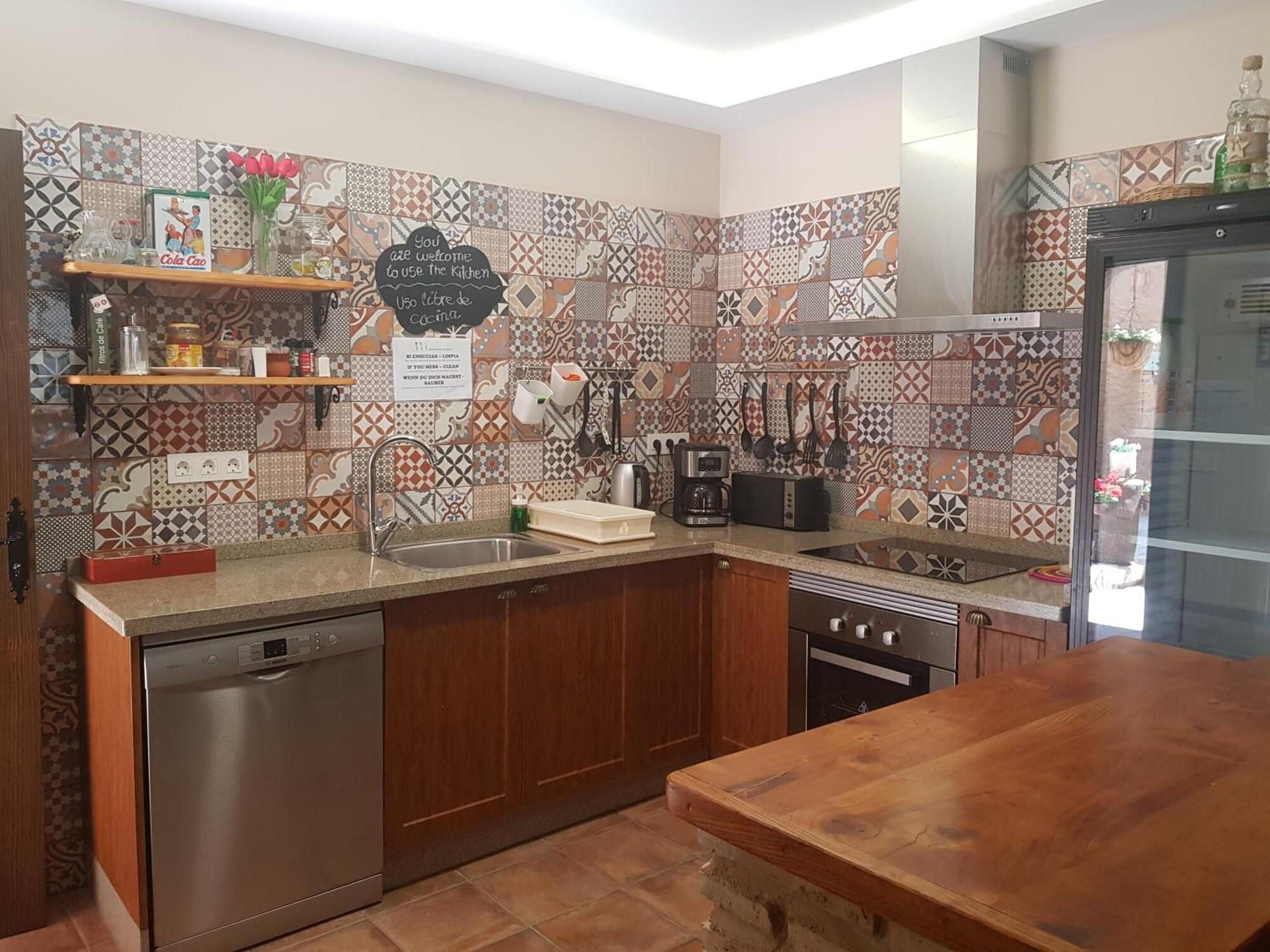 Equipamiento de Habitación Albergue el Encanto - Hostel para peregrinos