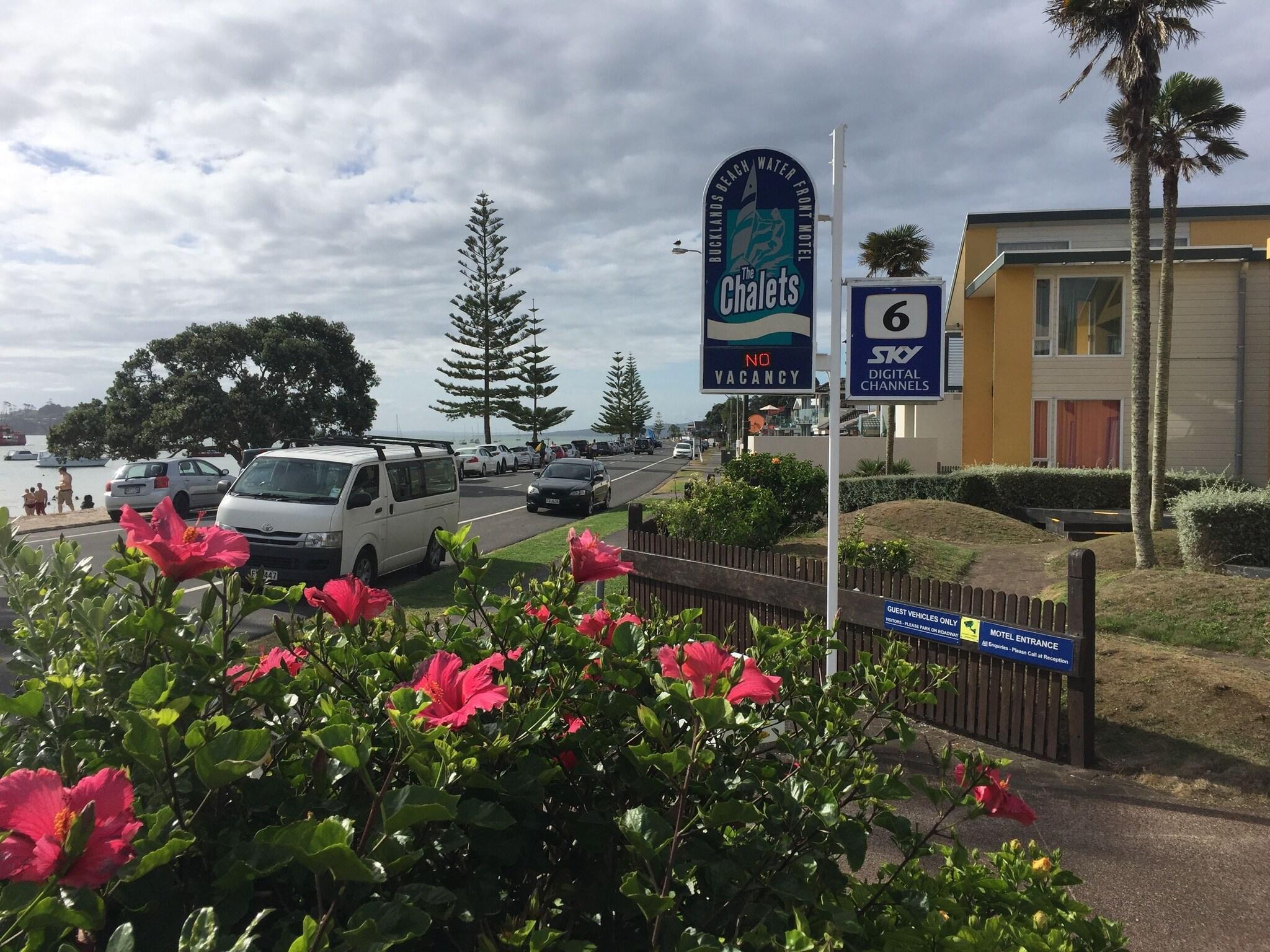 Vista Exterior Bucklands Beach Waterfront Motel