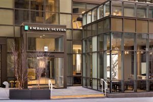 Alojamiento - Embassy Suites by Hilton New York Manhattan Times Square