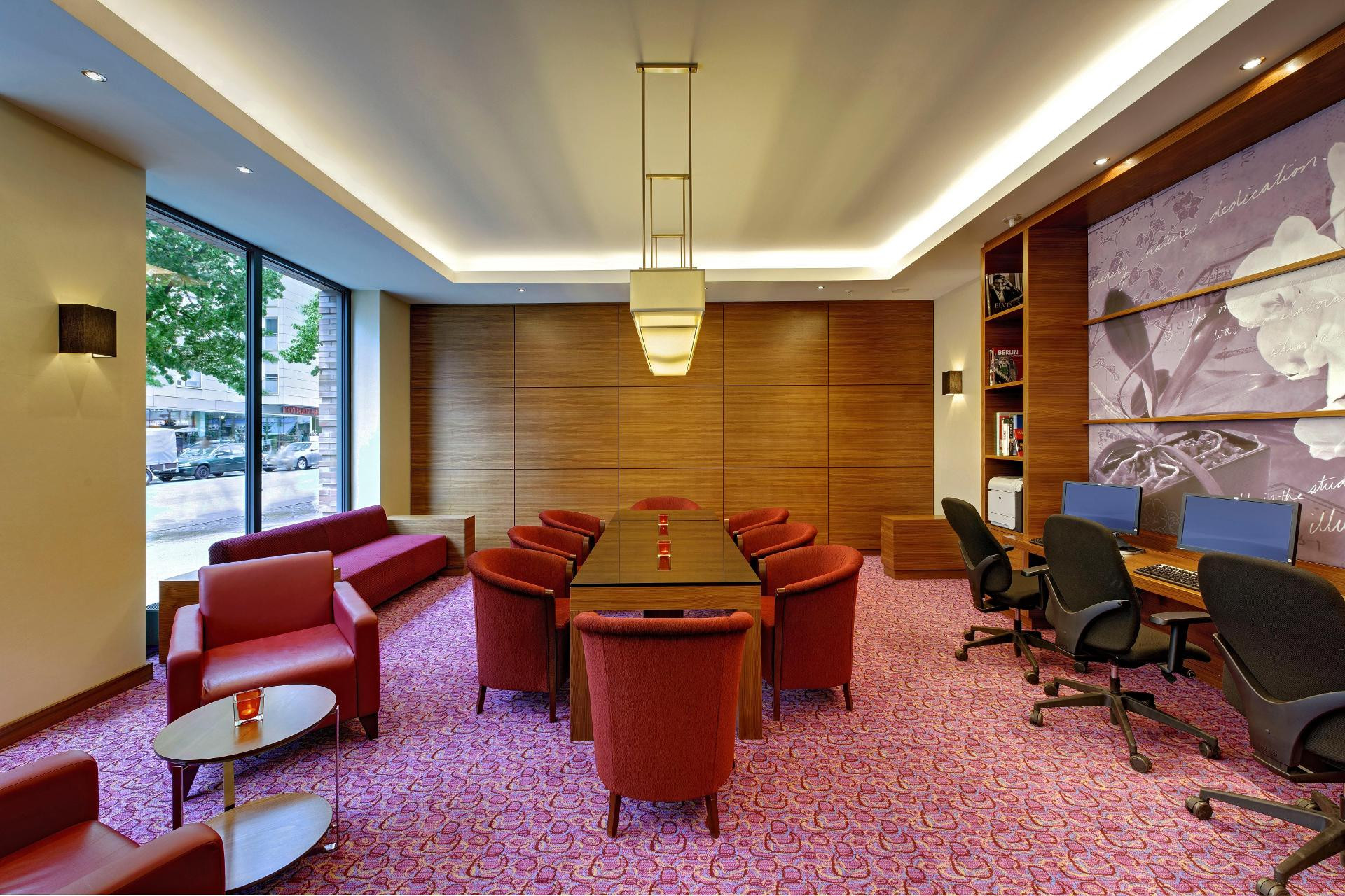 Vista Lobby Hampton by Hilton Berlin City West