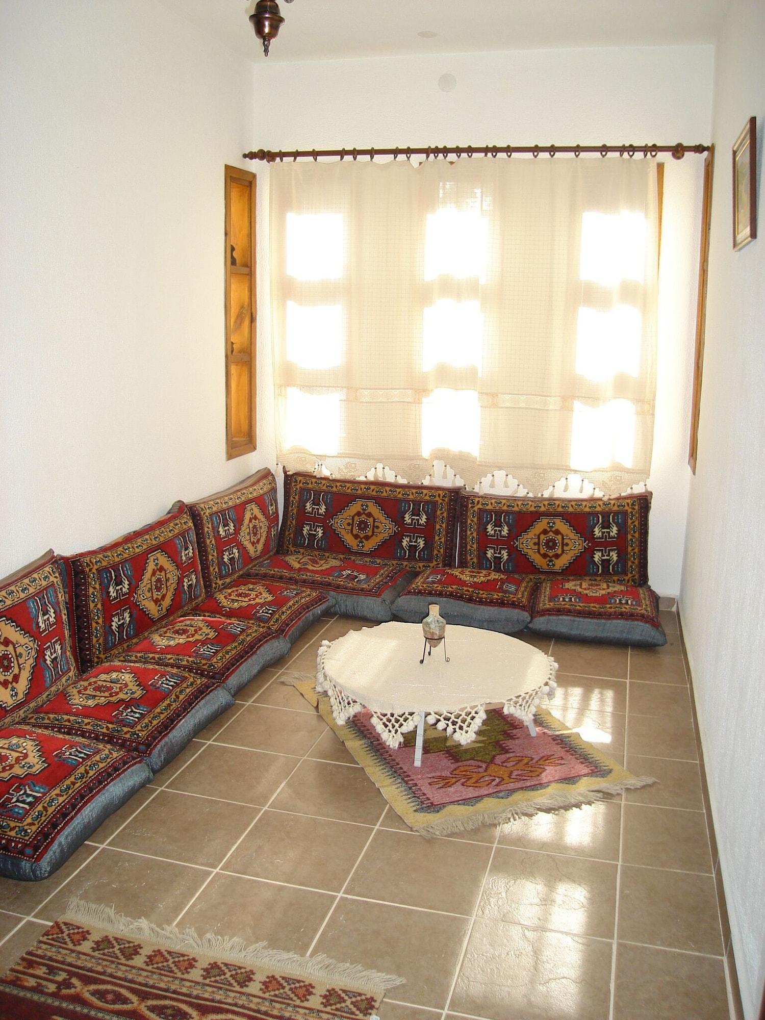 Vista Lobby Begonville