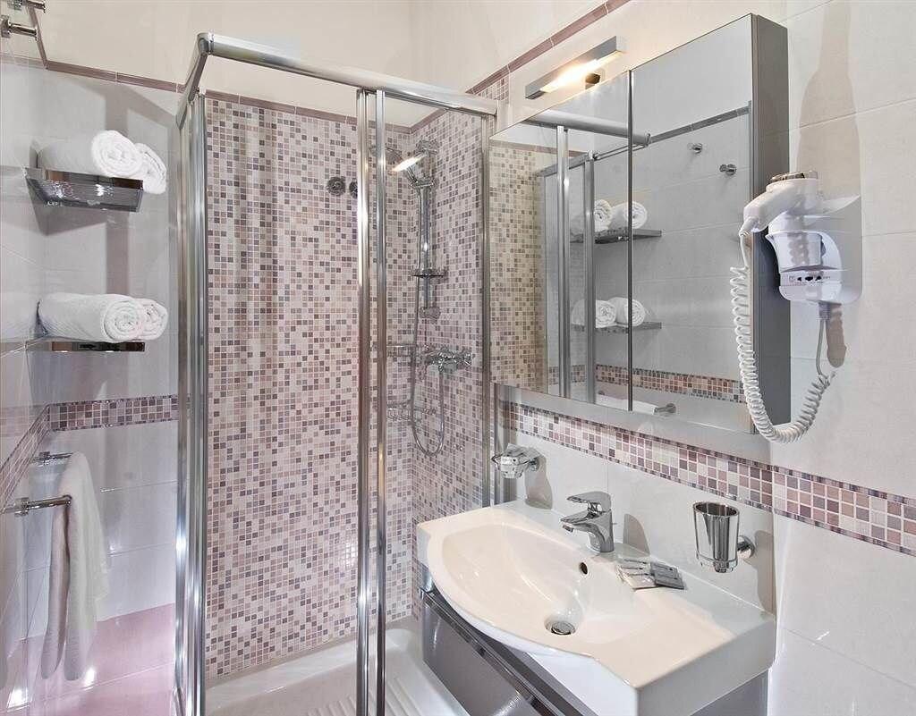 Equipamiento de Habitación Hotel Europa