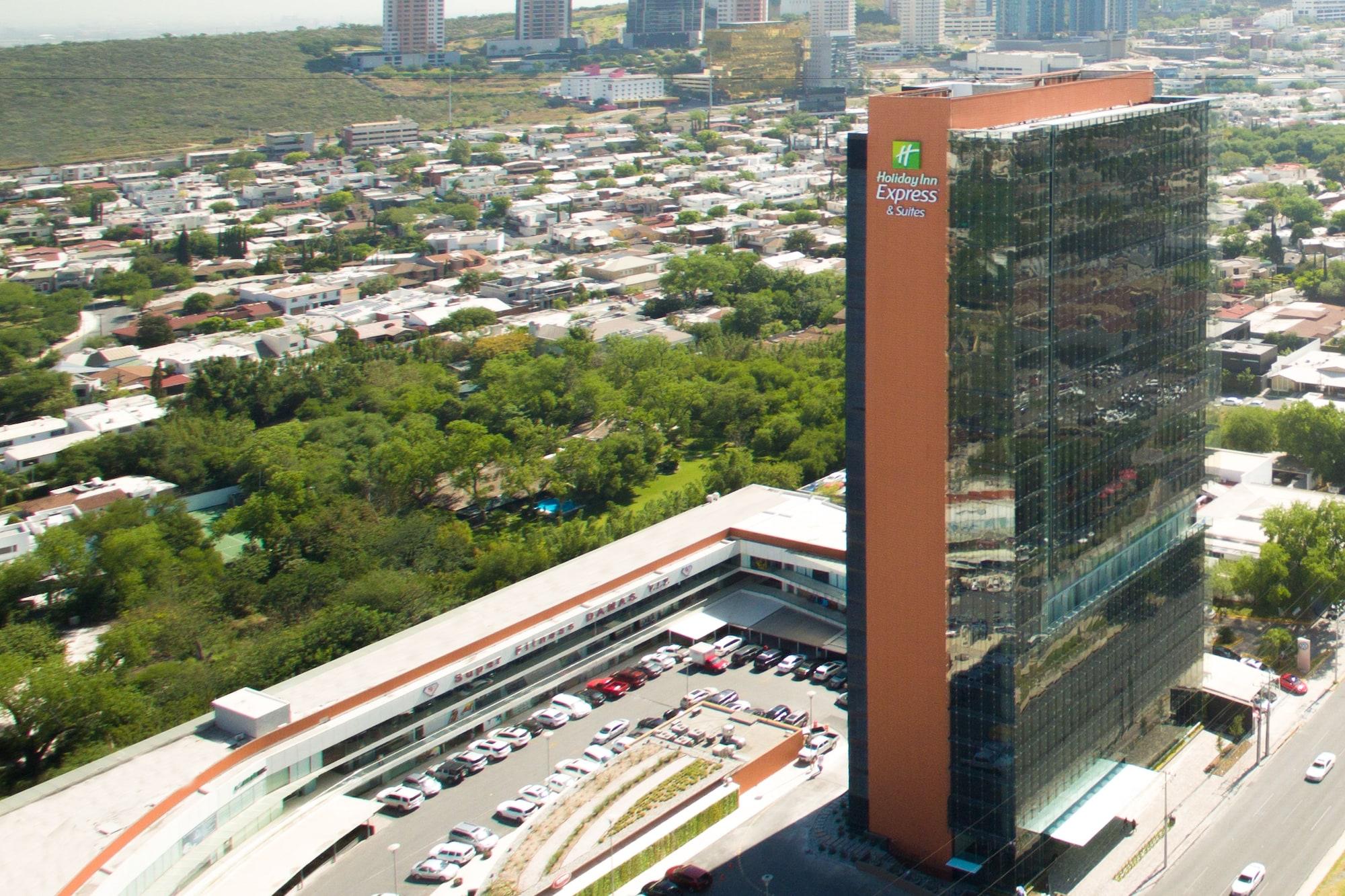 Vista Exterior Holiday Inn Express & Suites Monterrey Valle by IHG