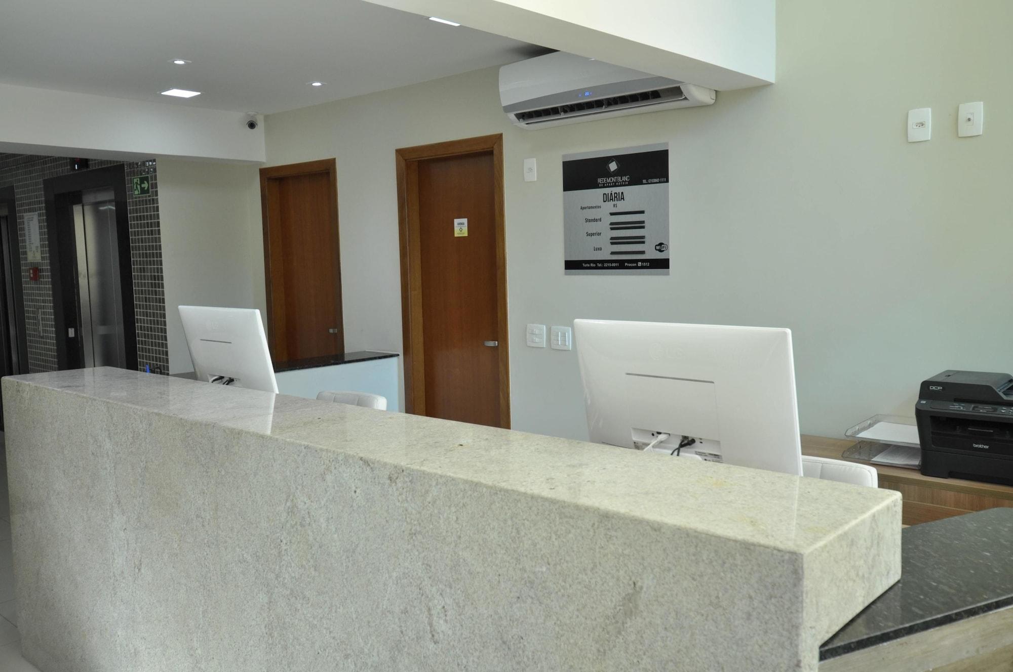 Vista Lobby Mont Blanc Suites Duque de Caxias