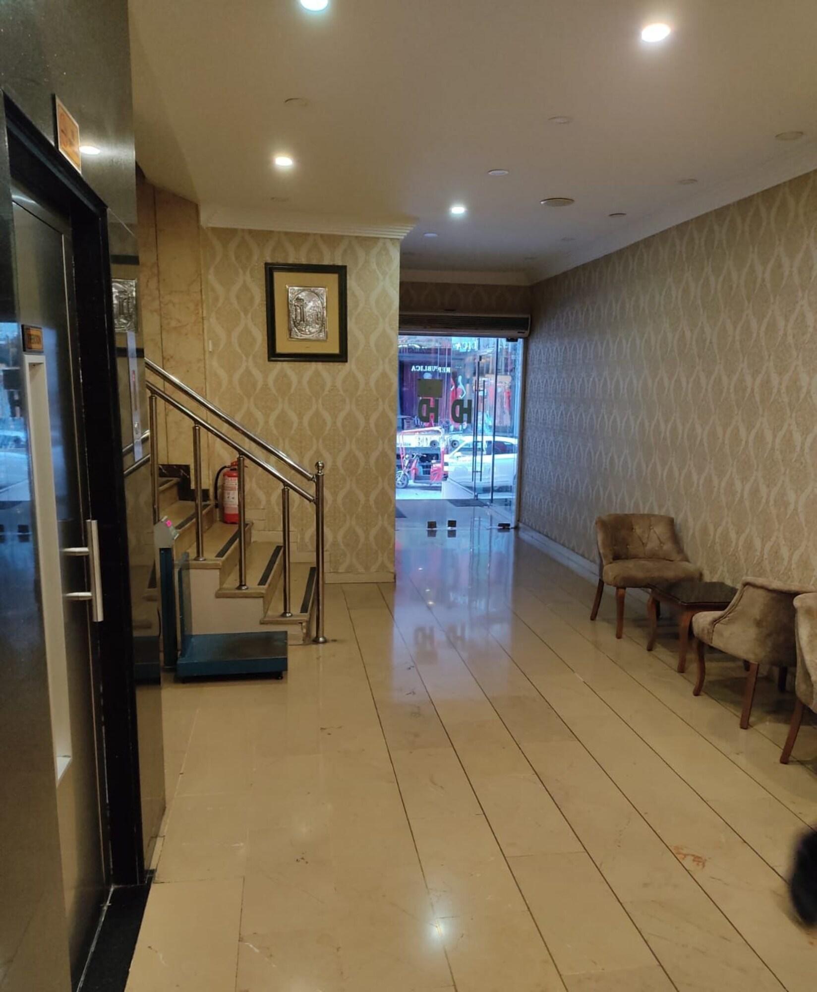 Vista Lobby Dempa Hotel