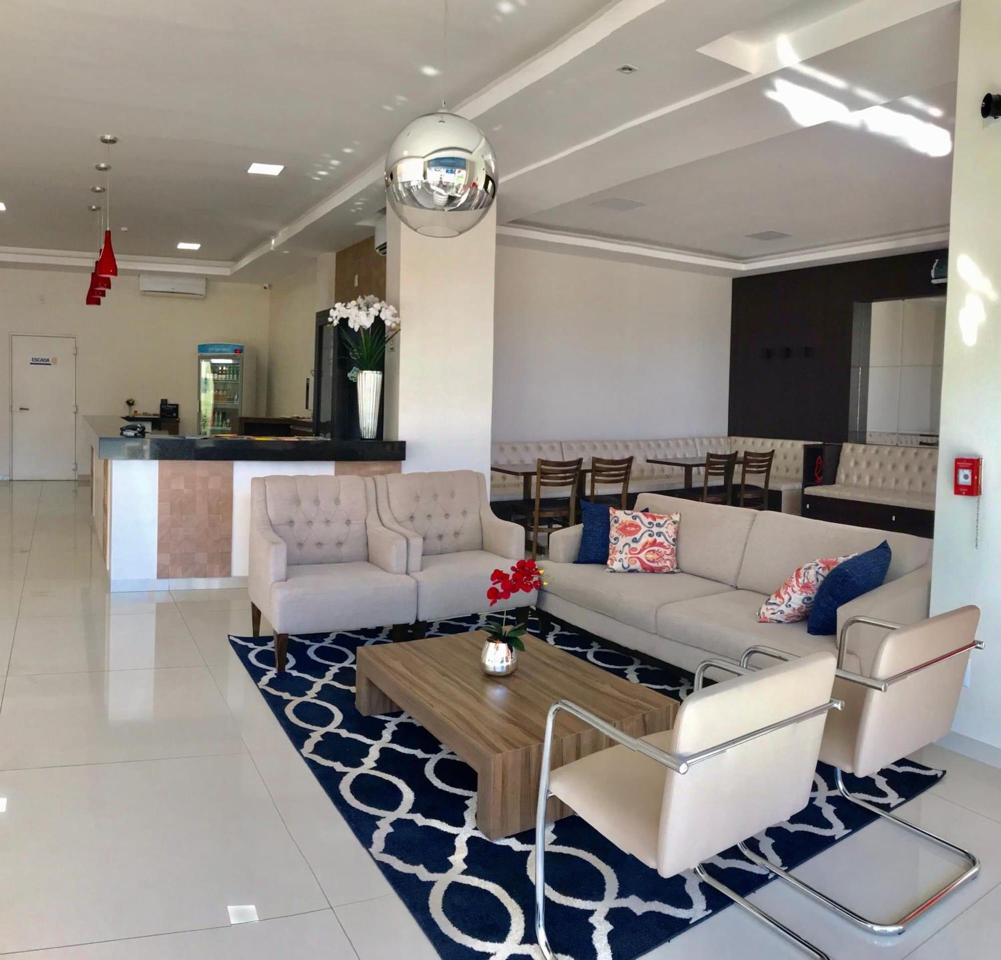 Vista Lobby Mac Hotel