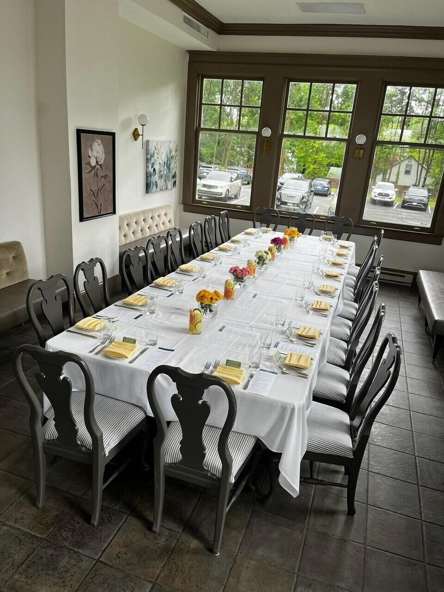 Restaurant Gateways Inn & Restaurant