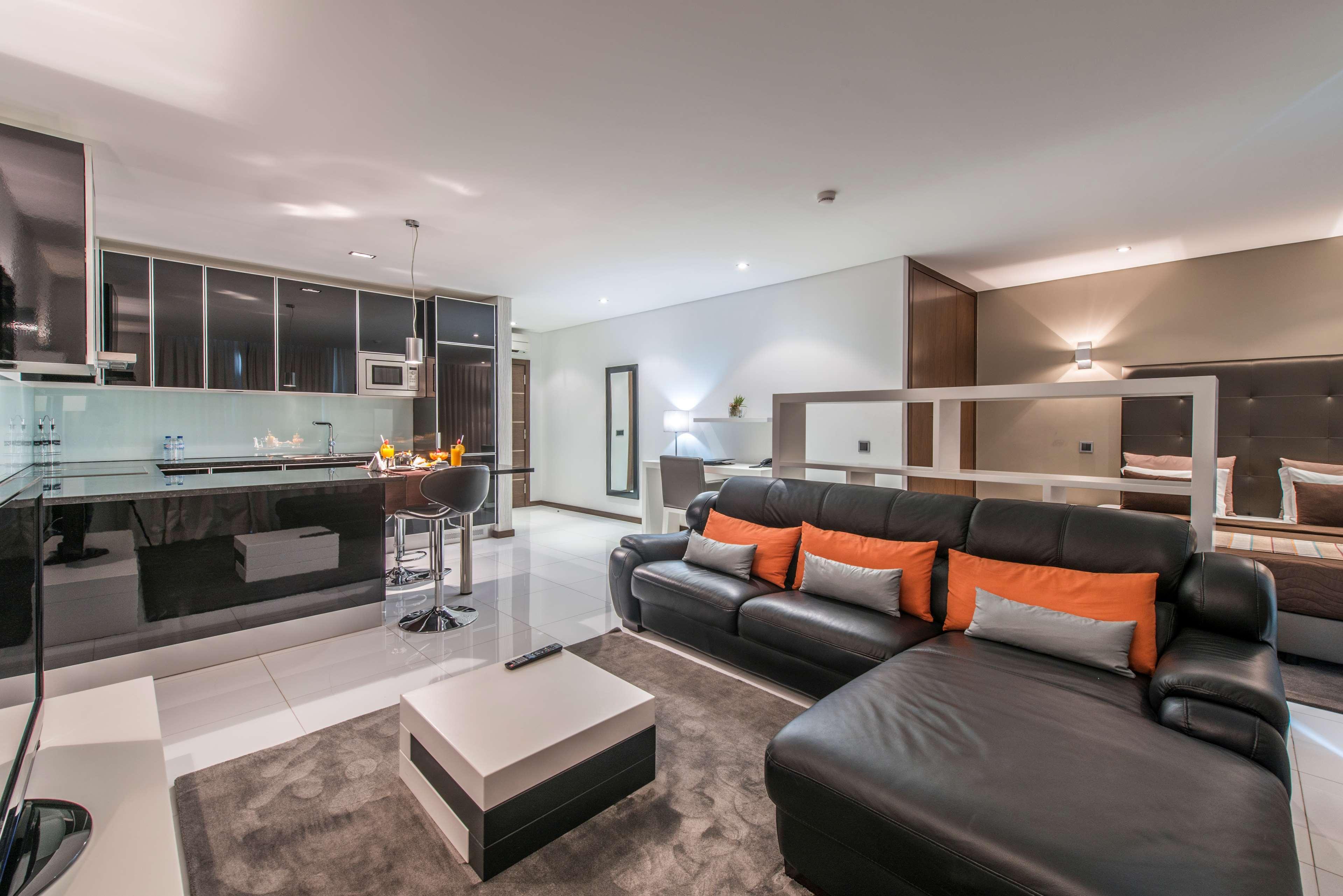 Vista Lobby RK Suite Hotel