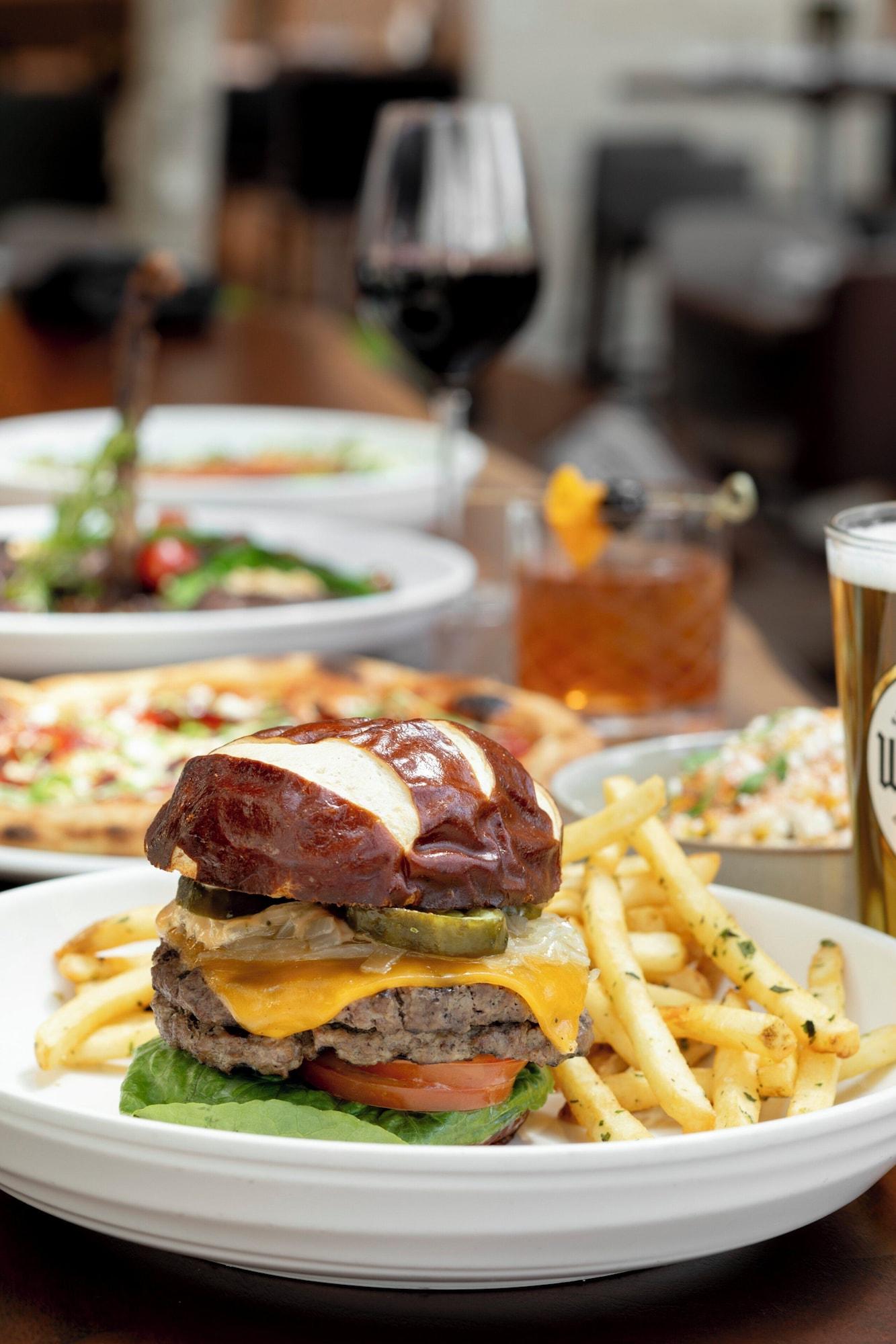 Restaurant Archer Hotel Austin at the Domain