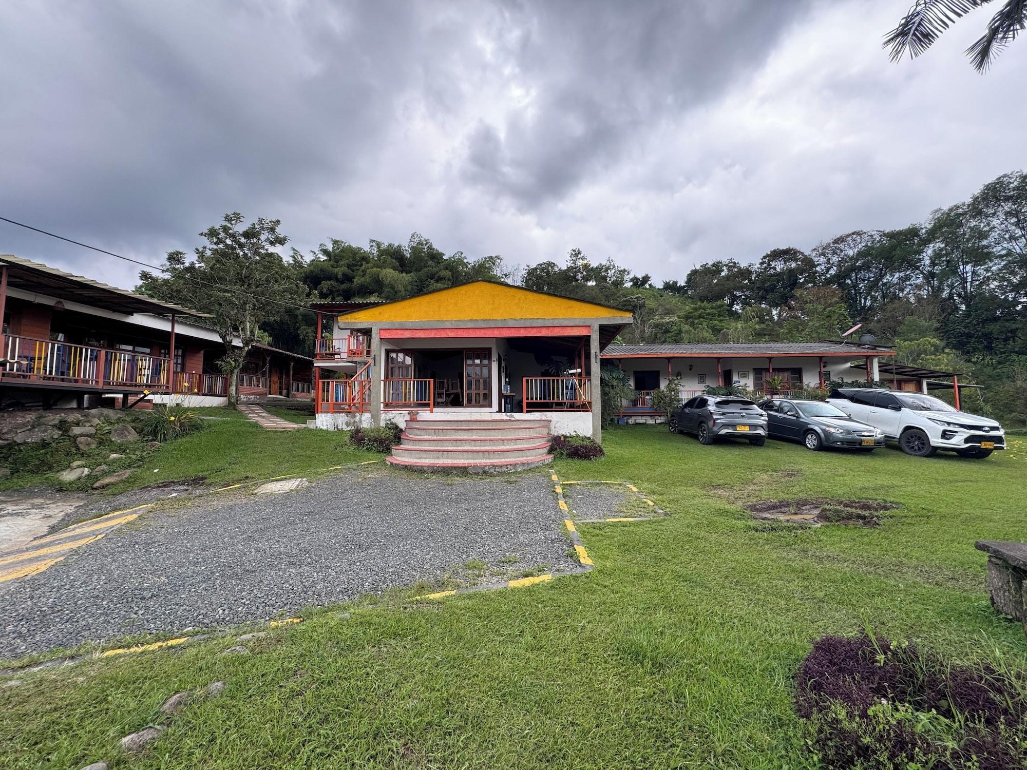 Varios Kumanday Lodge
