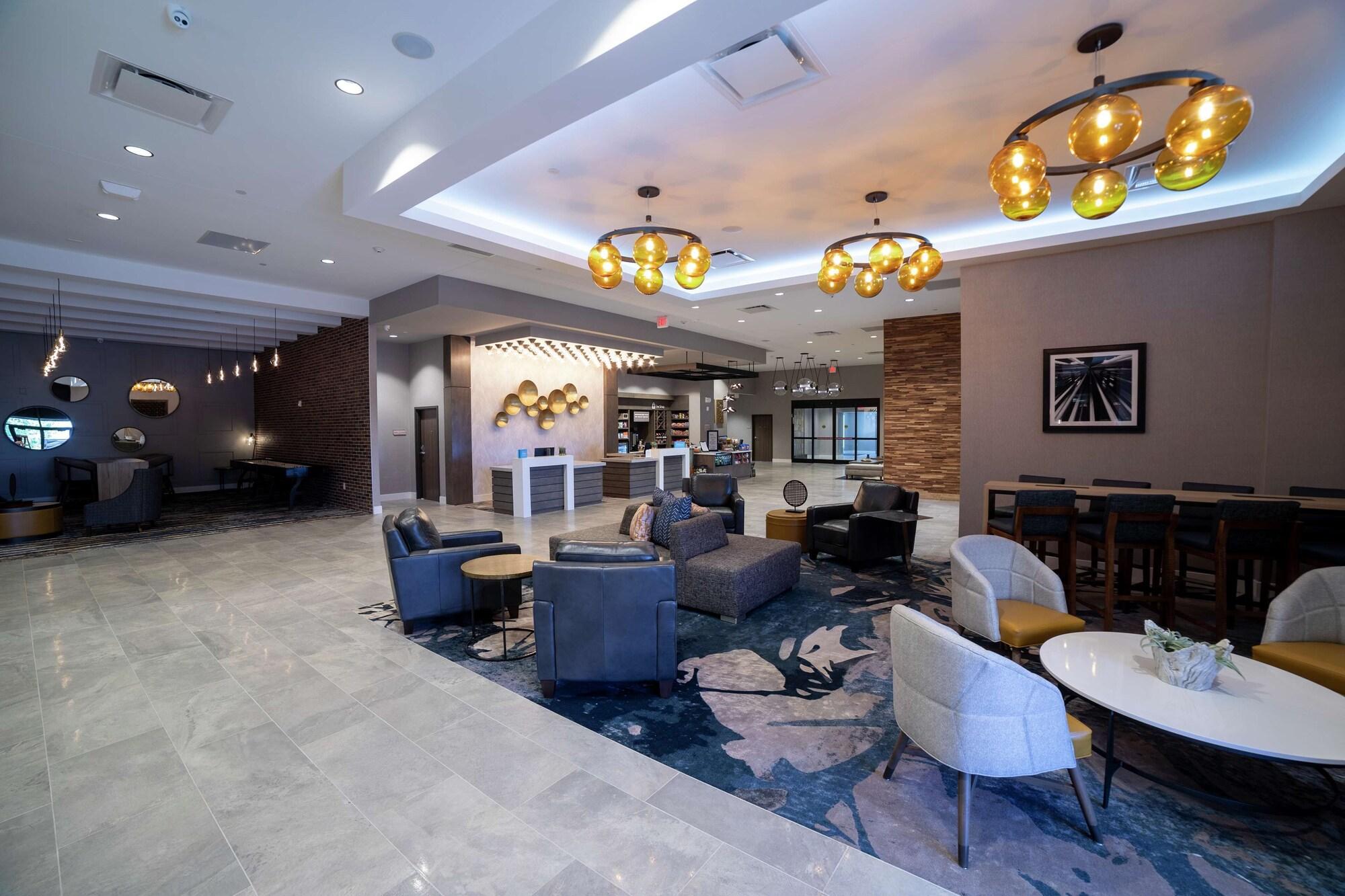Vista Lobby Hilton Garden Inn Spartanburg