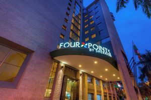 Alojamiento - Four Points by Sheraton Medellin