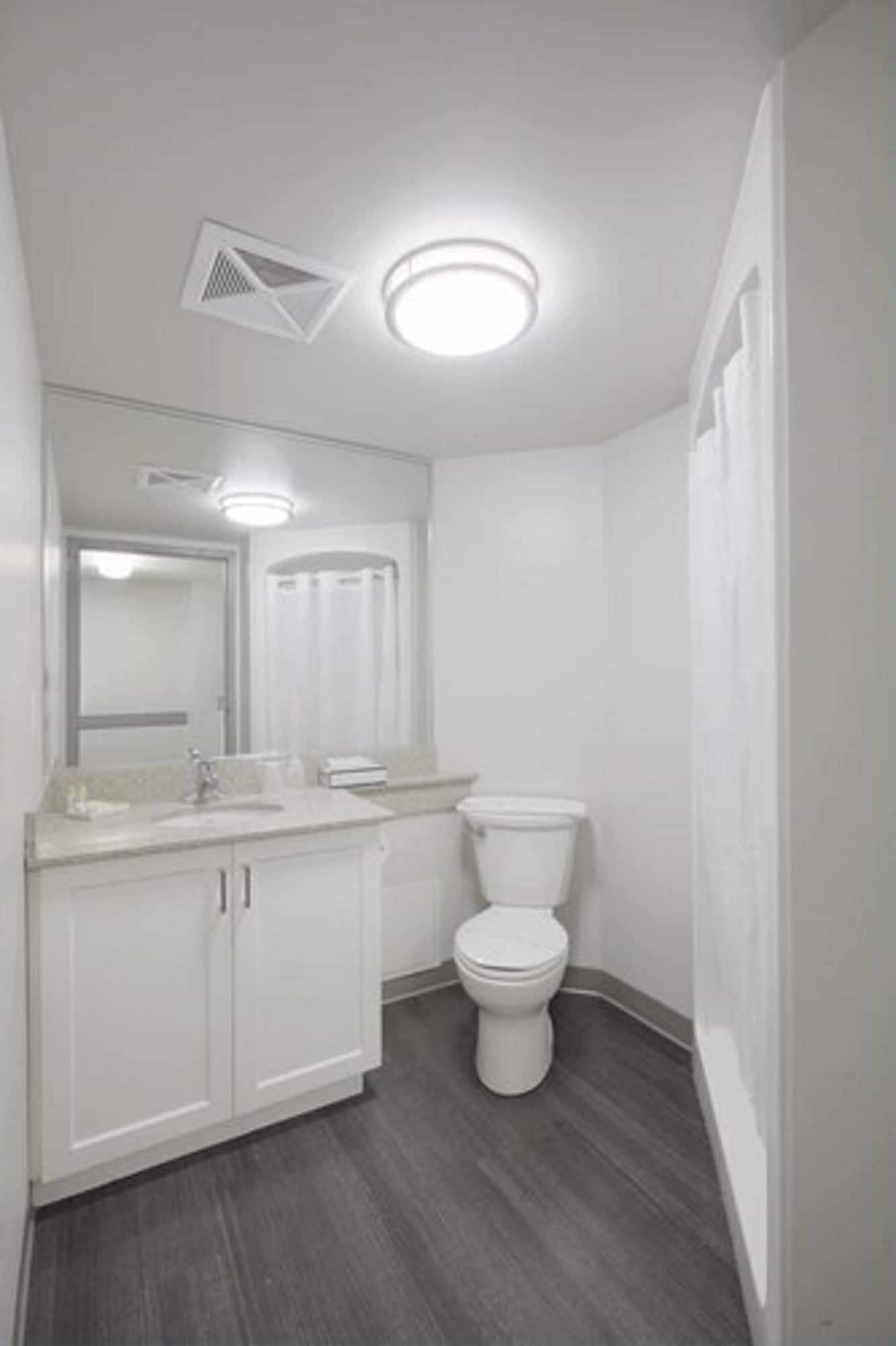 Equipamiento de Habitación Residence & Conference Centre - King City