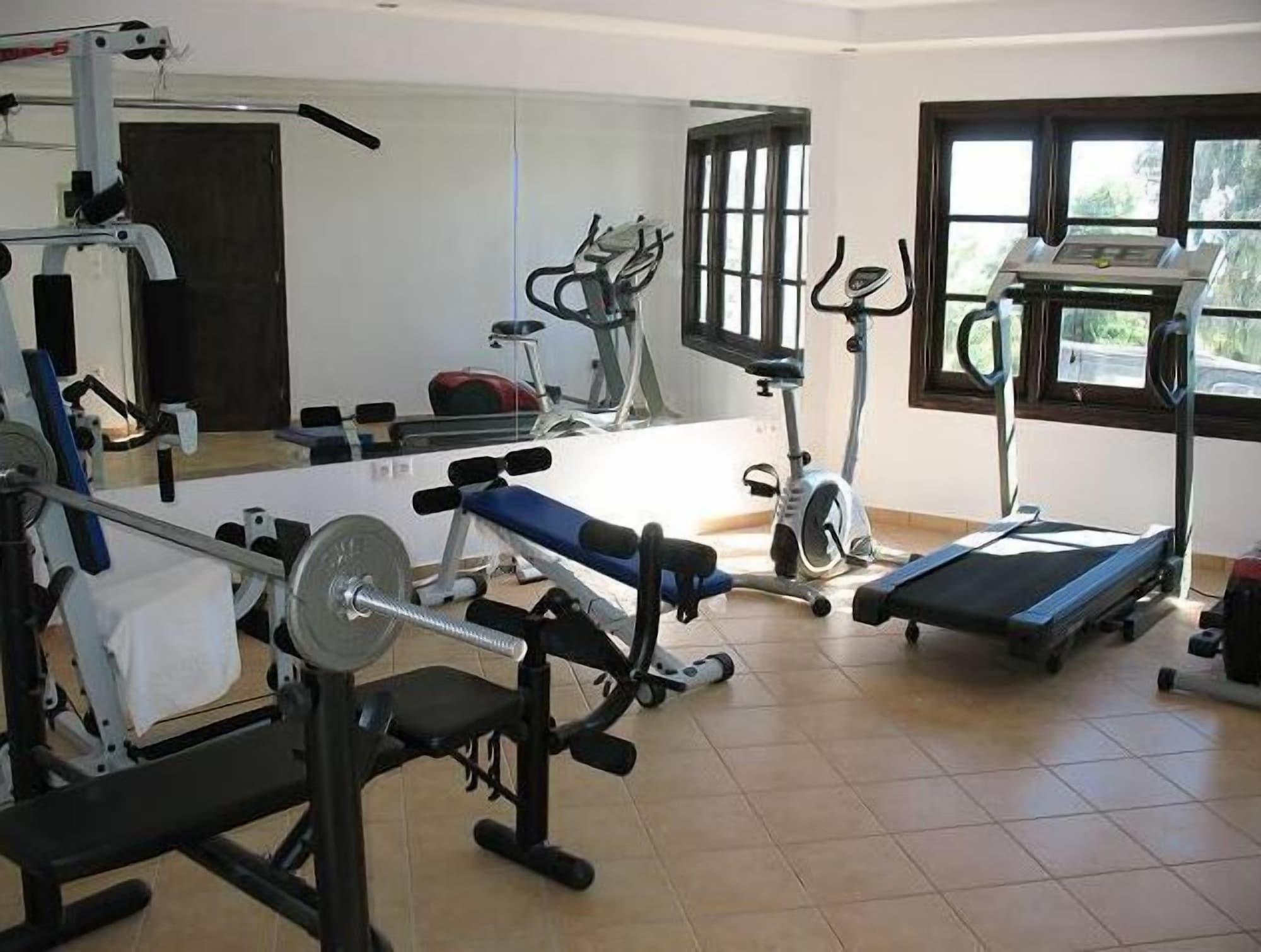 Gimnasio Kavos Hotel Naxos