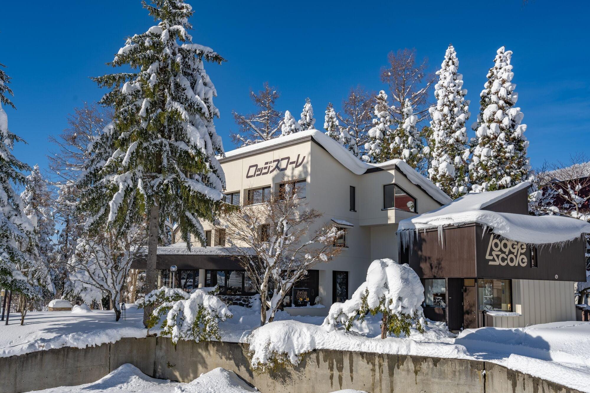 Varios Lodge Scole