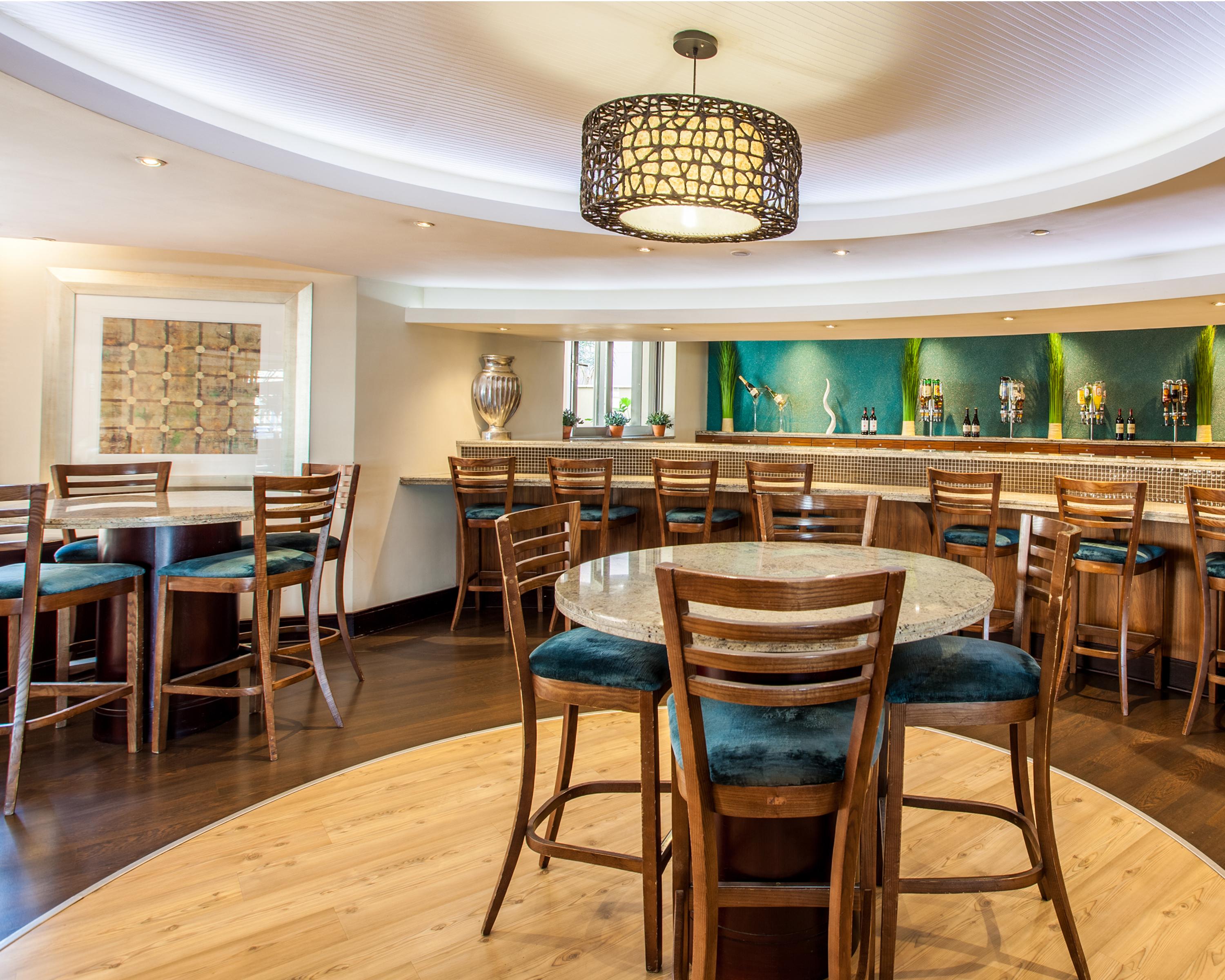 Bar/Salón City Lodge Hotel Lynnwood