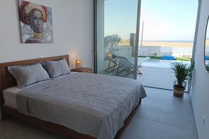 Alquiler Vacacional - Unic 4 bedrooms beach villa 
Big private pool 
Juccuzy 
Barrel sauna
Sea view