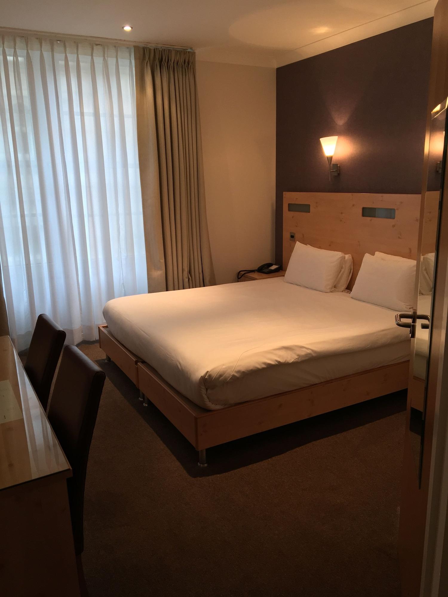 Varios Artto Hotel Glasgow