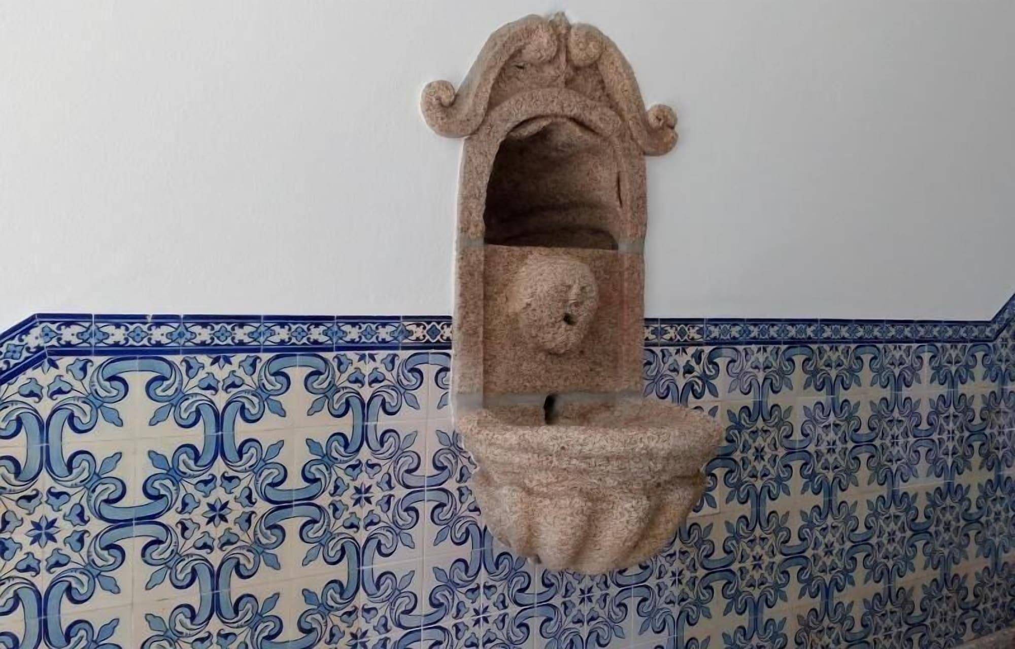 Vista Exterior Welcome In - Suites & Hostel