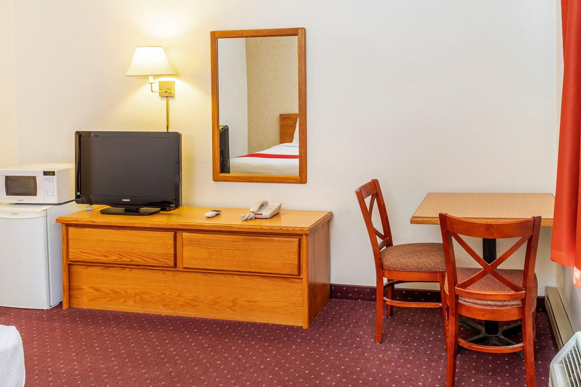Set de Habitación OYO Hotel Shelby MT Hwy 2 & I-15