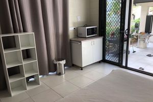 Alquiler Vacacional - Close to amenities, NBN, Swimming pool, Netflix,