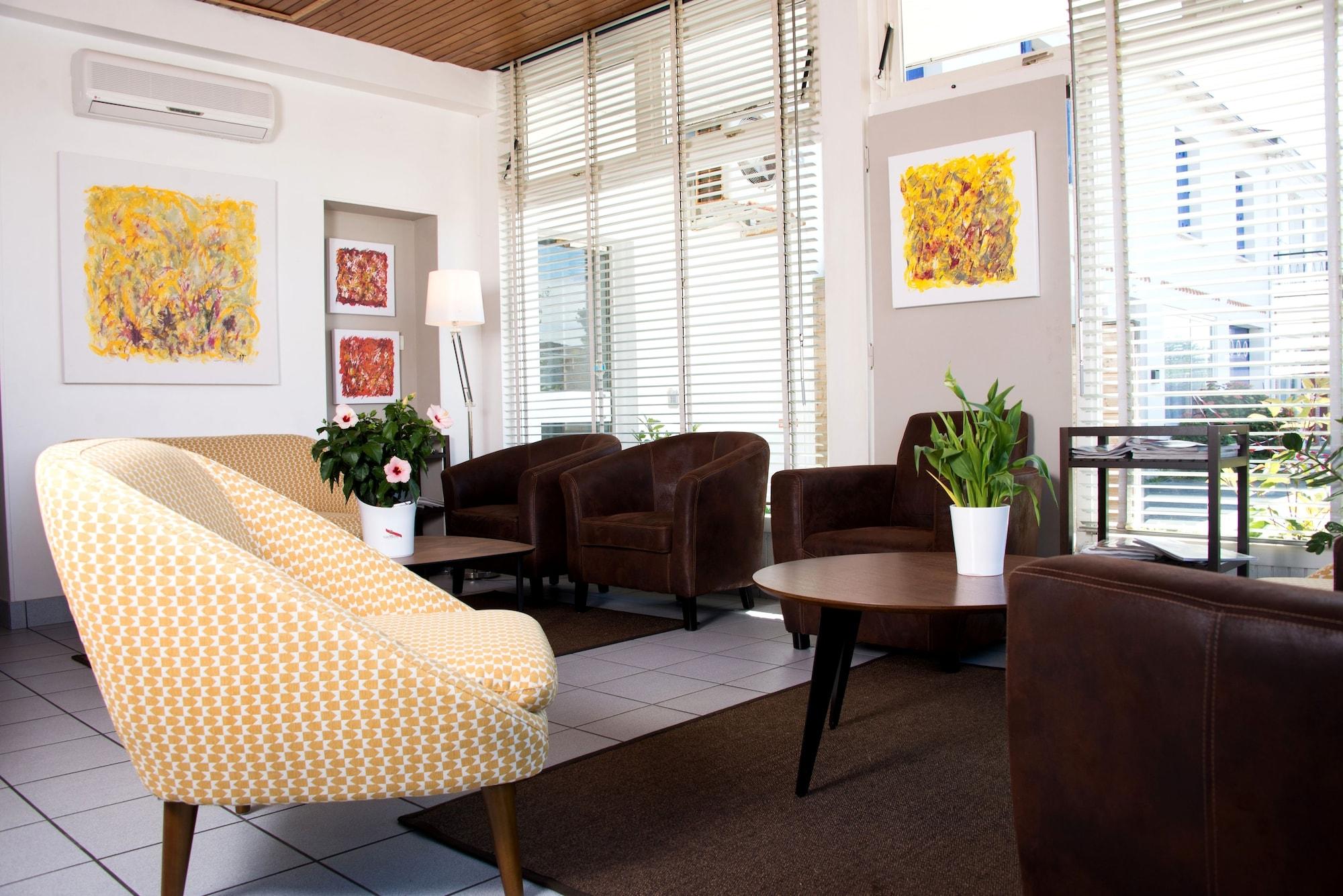 Vista Lobby Les Cols Verts