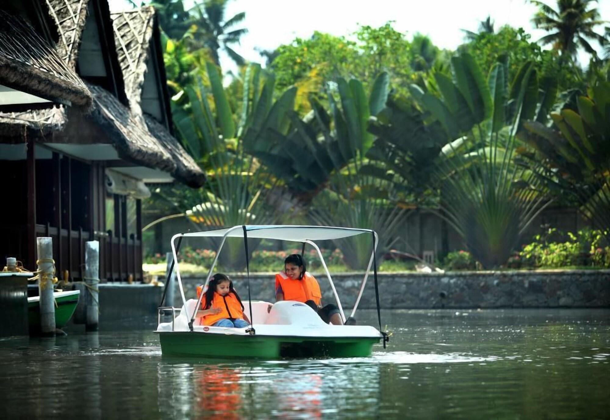 Instalaciones Recreativas Plumeria Lake Resort & Spa