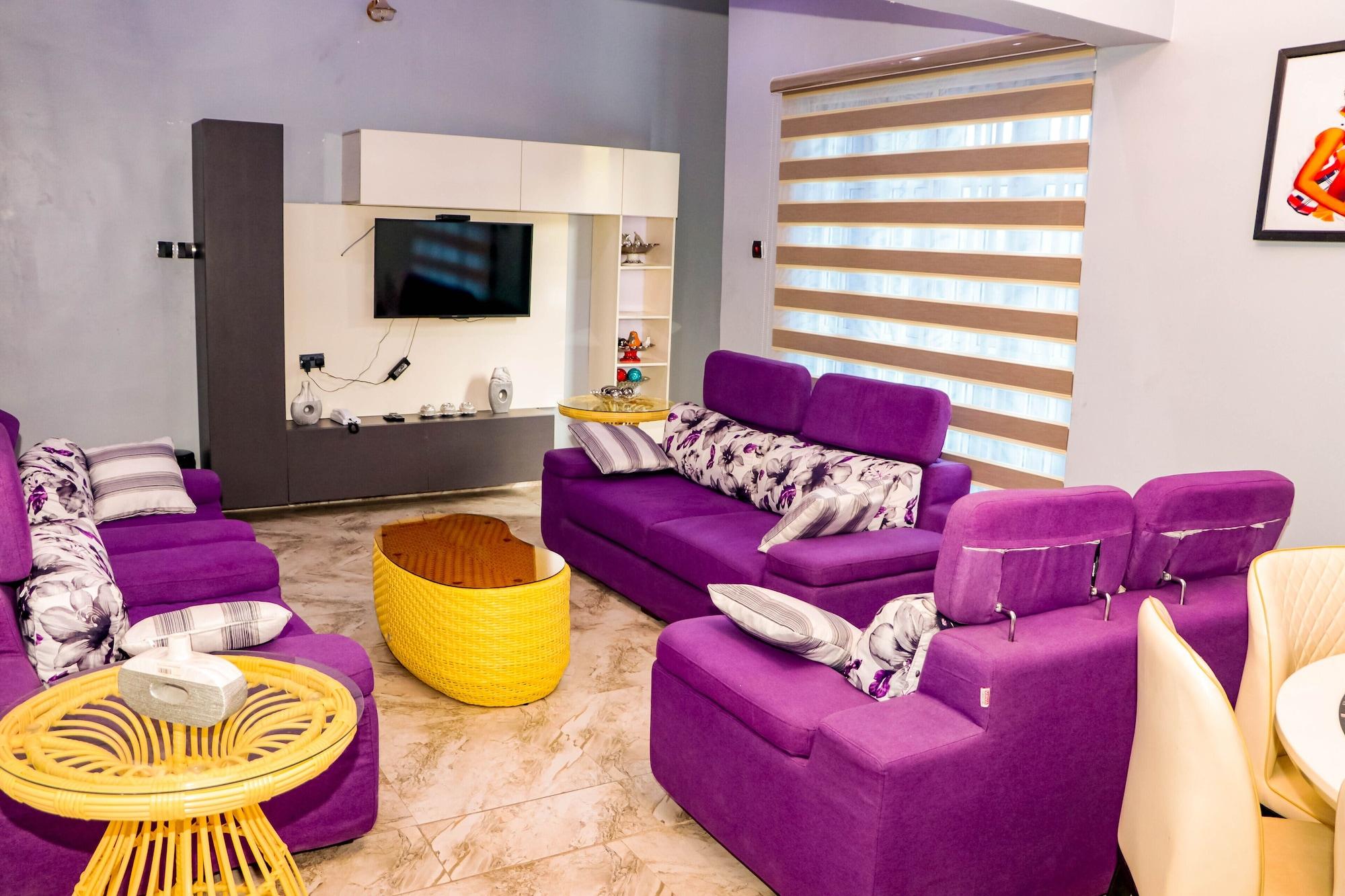 Bar/Salón Blue Line Apartments