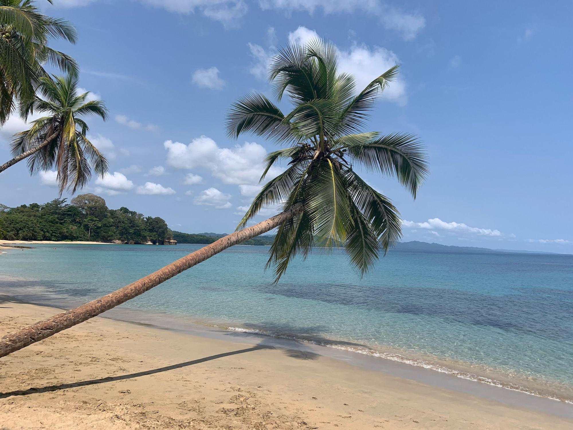 Vista Exterior cabinas Manzanillo caribe