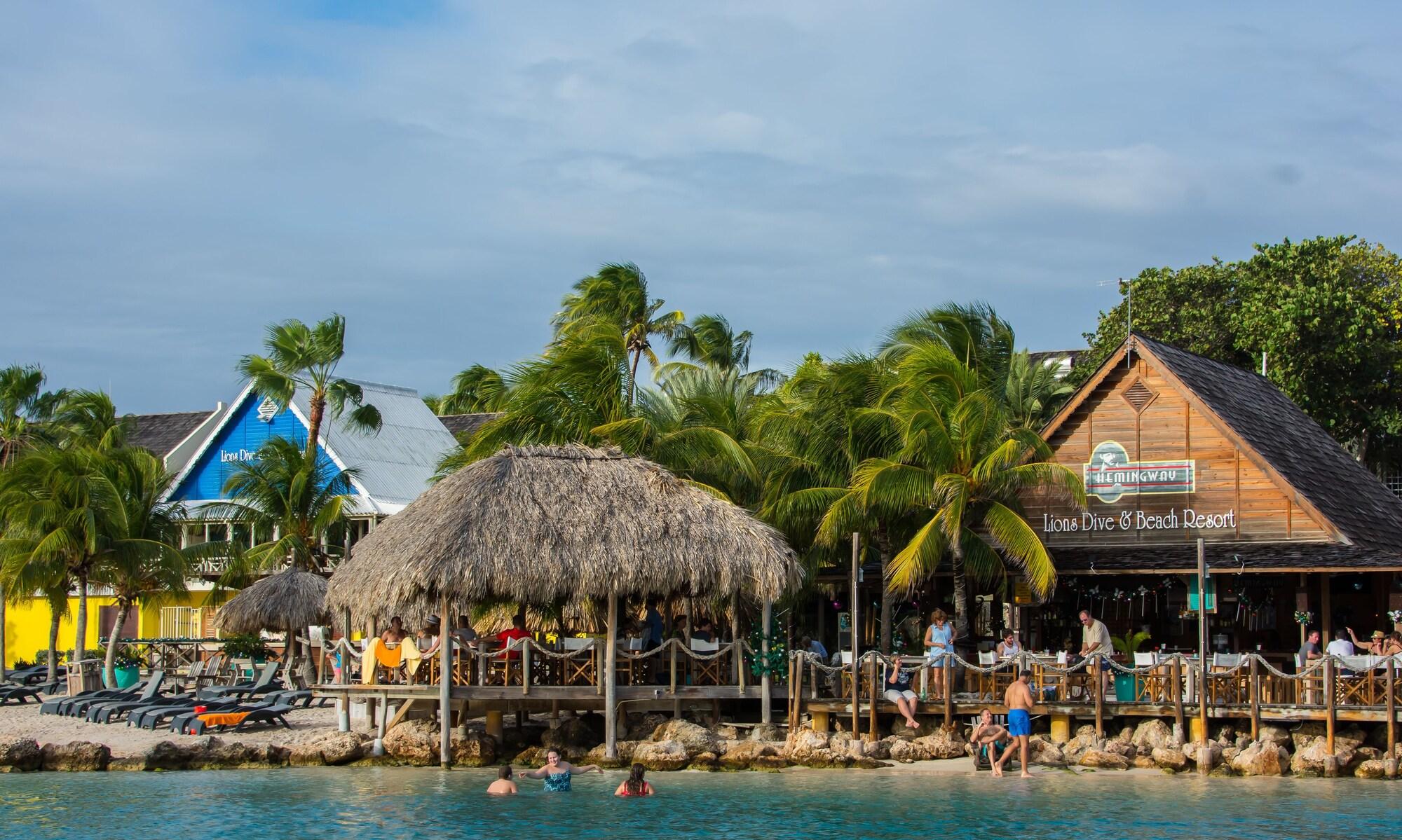 Playa LionsDive Beach Resort