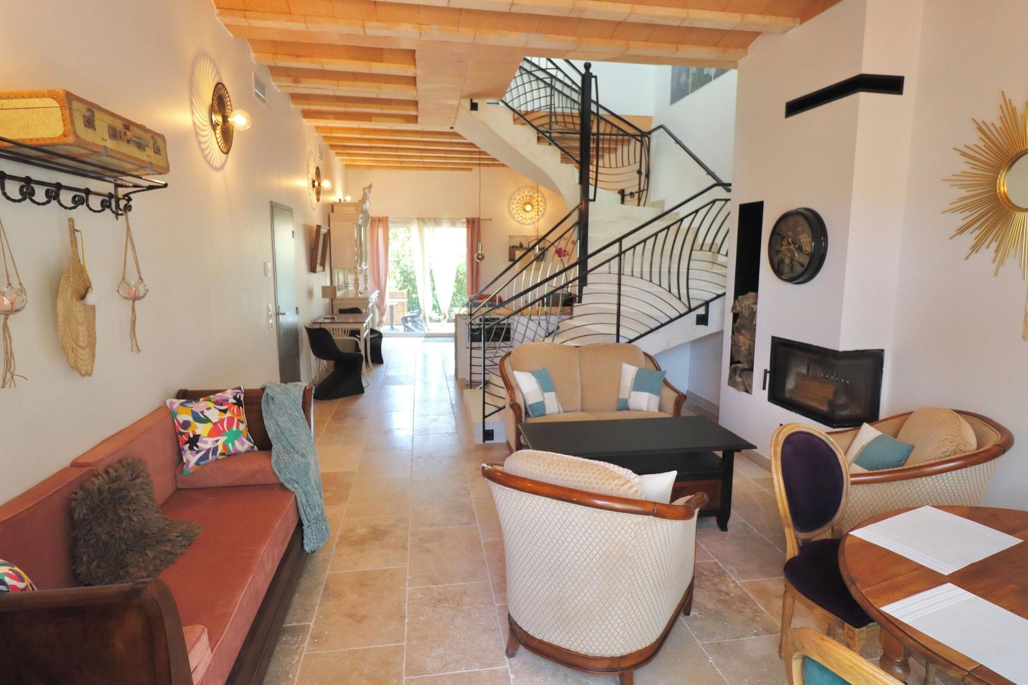 Vista Lobby Chambres d'Hôtes au Mas de Cadoule