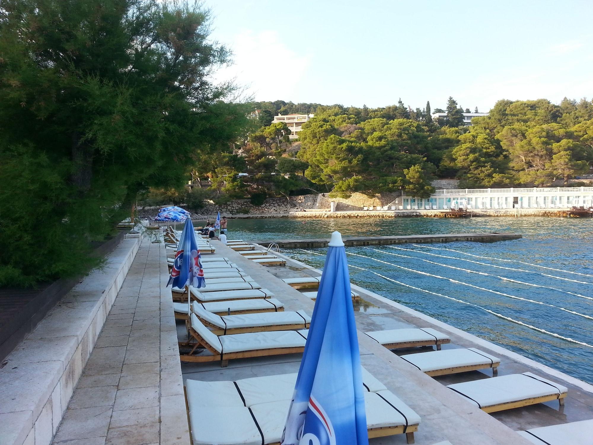 Playa Guesthouse Tea Hvar