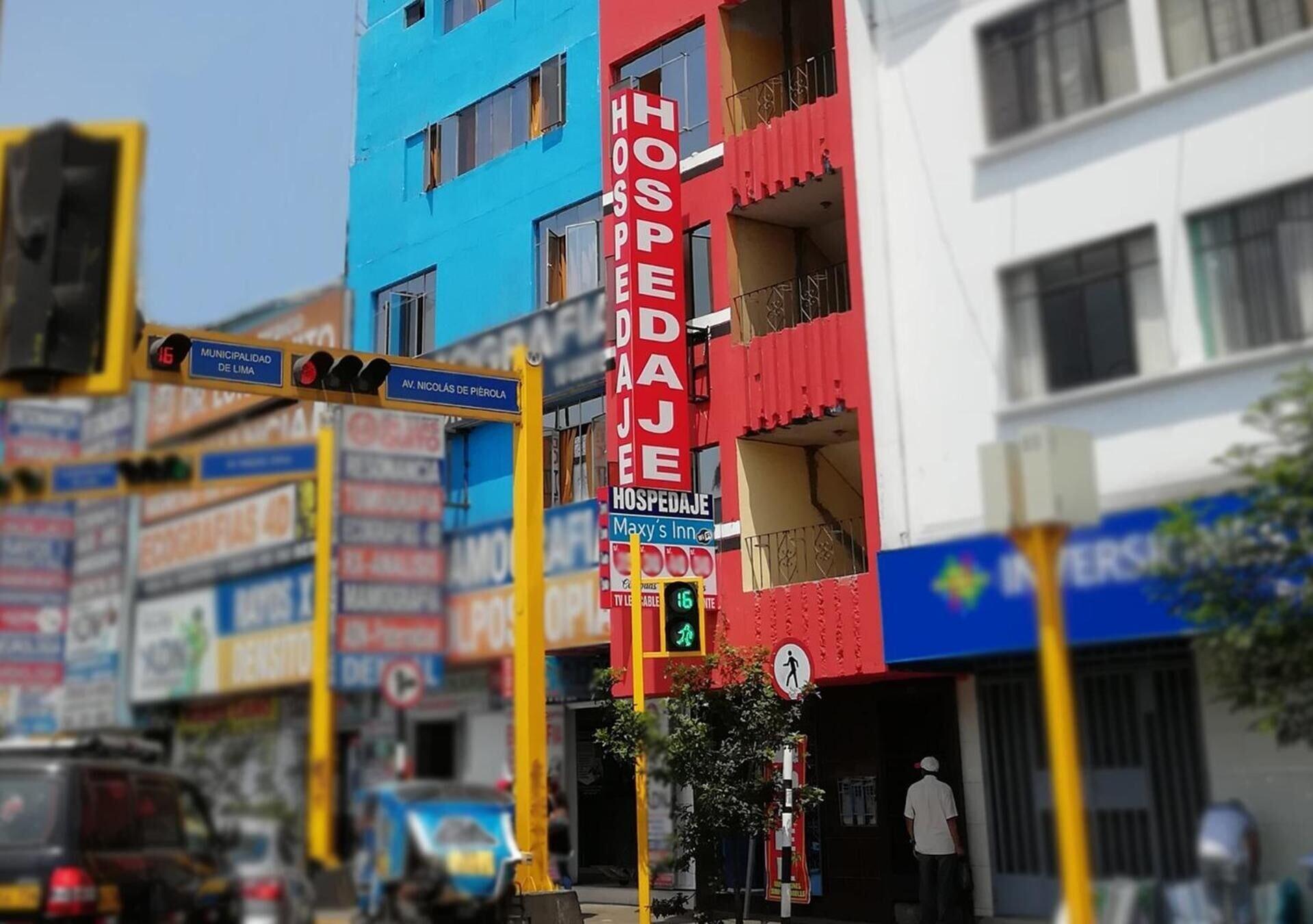 Vista Exterior Hotel Maxys Grau