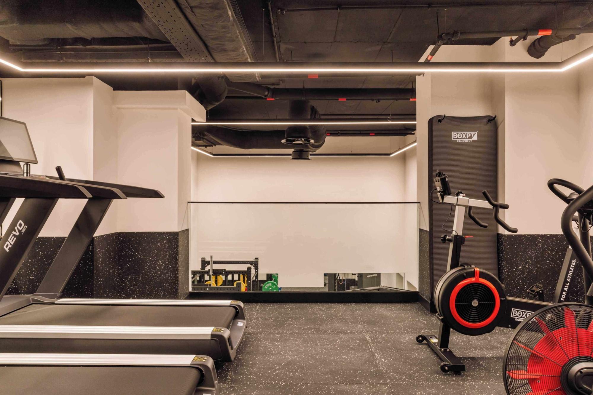 Gimnasio Locke de Santa Joana