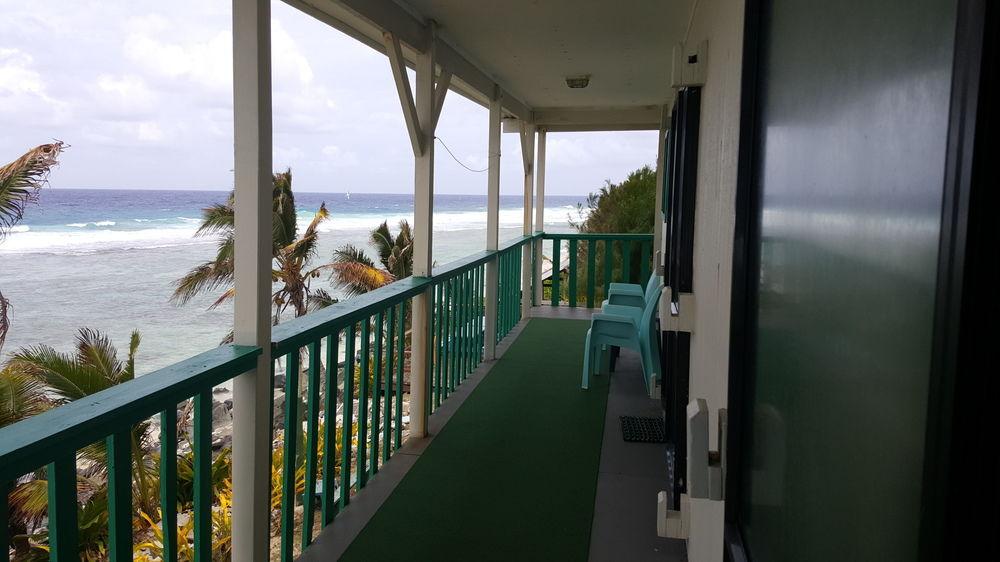 Playa Kiikii Inn & Suites