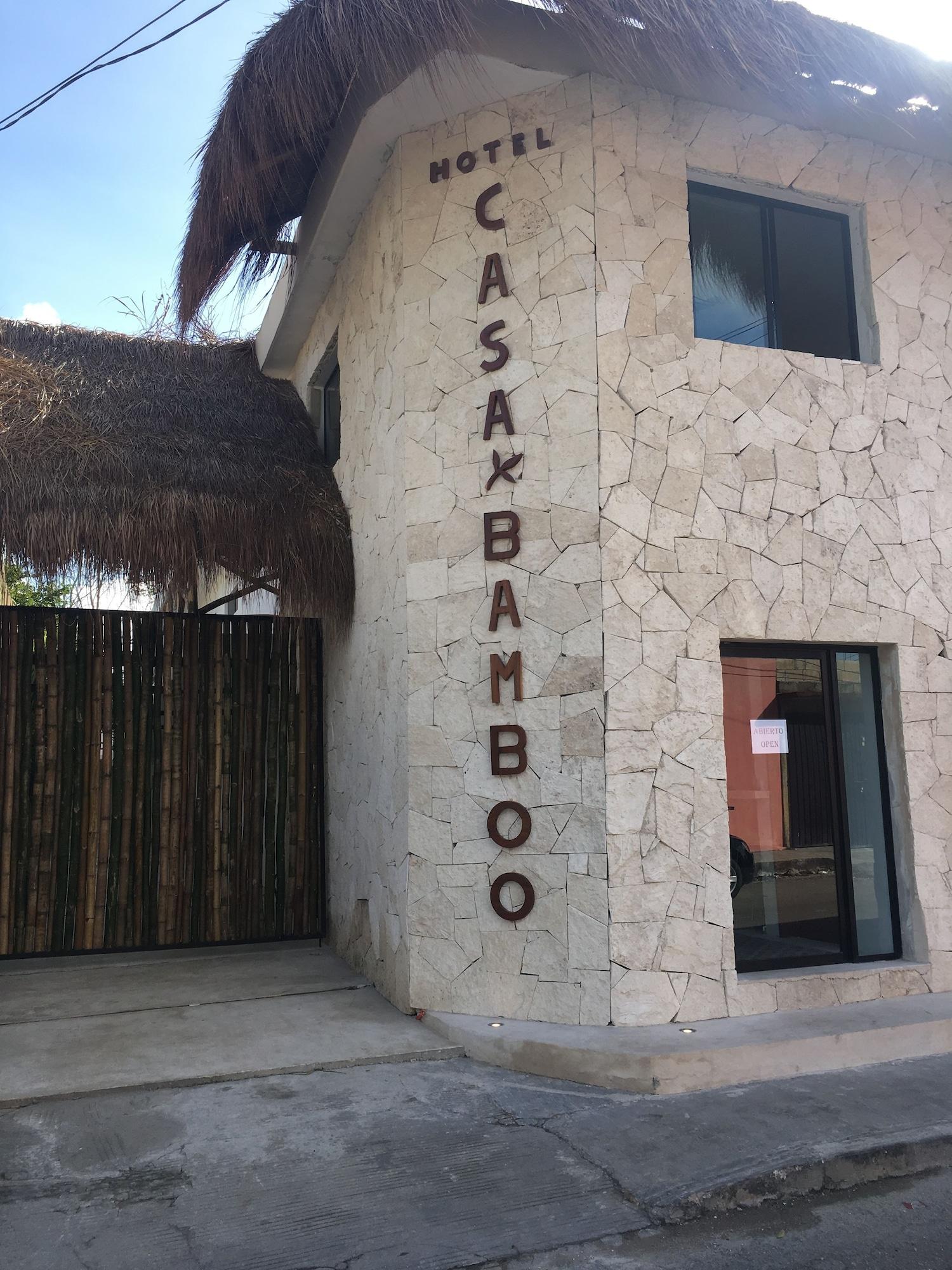 Vista Exterior Hotel Casa Bamboo