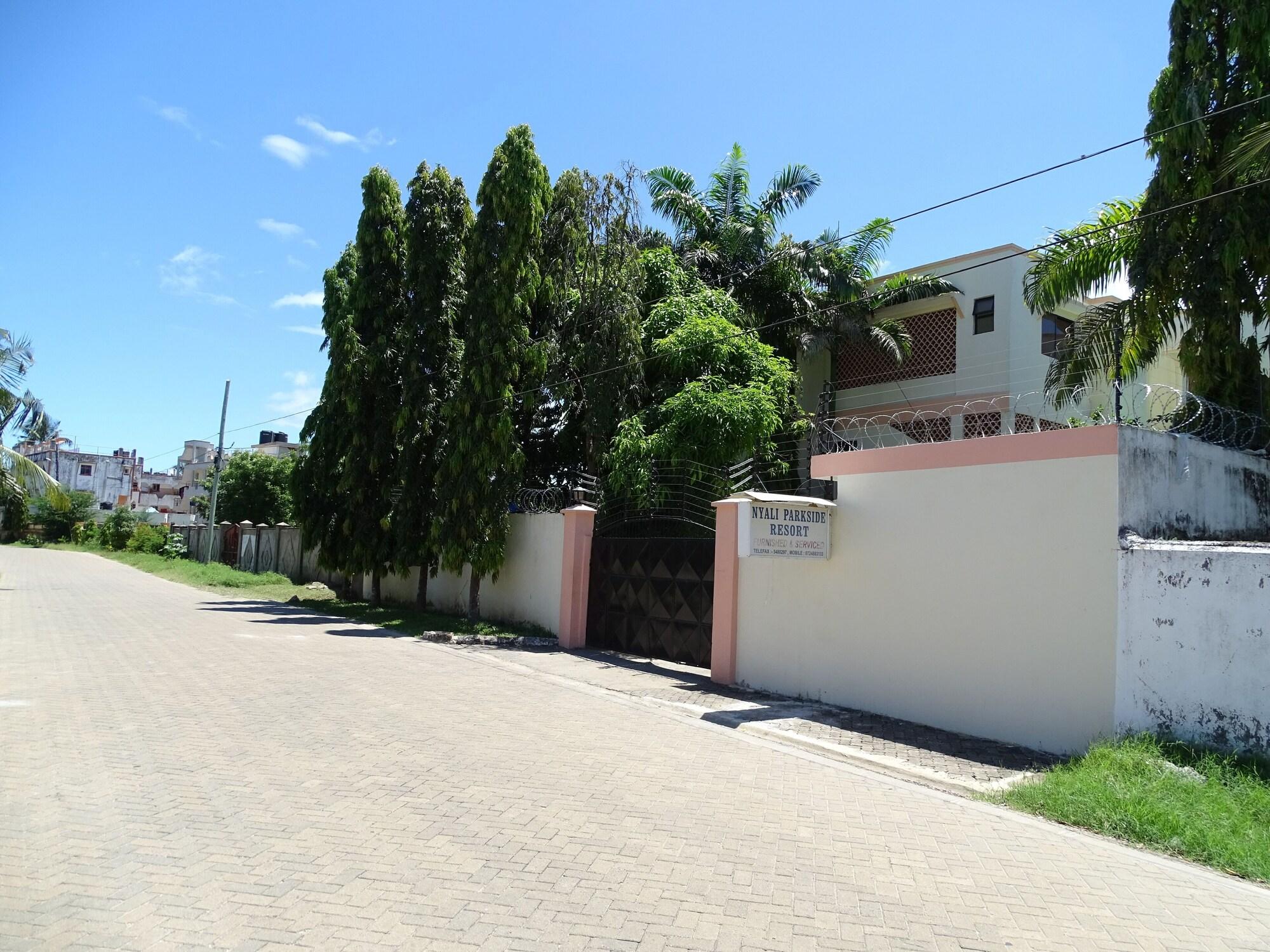 Vista Exterior Nyali Parkside Resort