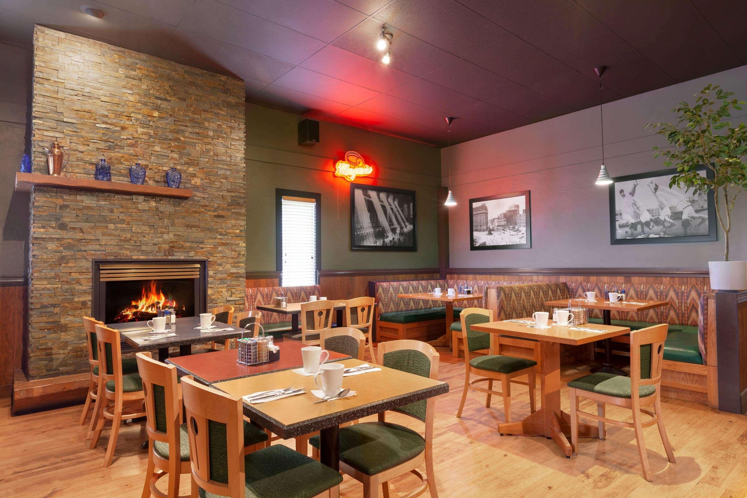 Restaurant Quality Inn & Suites Whitehorse