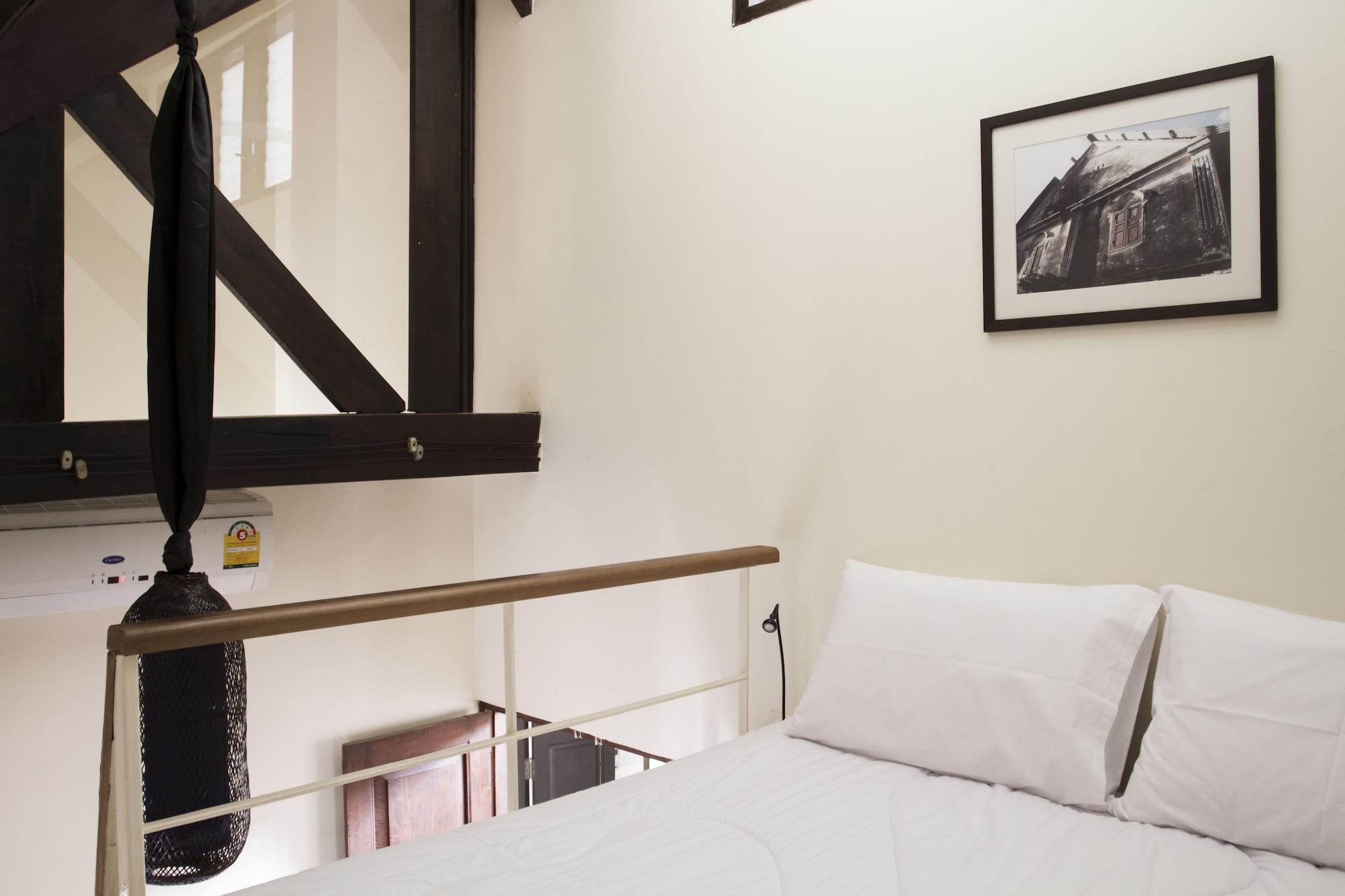 Varios Baan Luang Rajamaitri Historic Inn