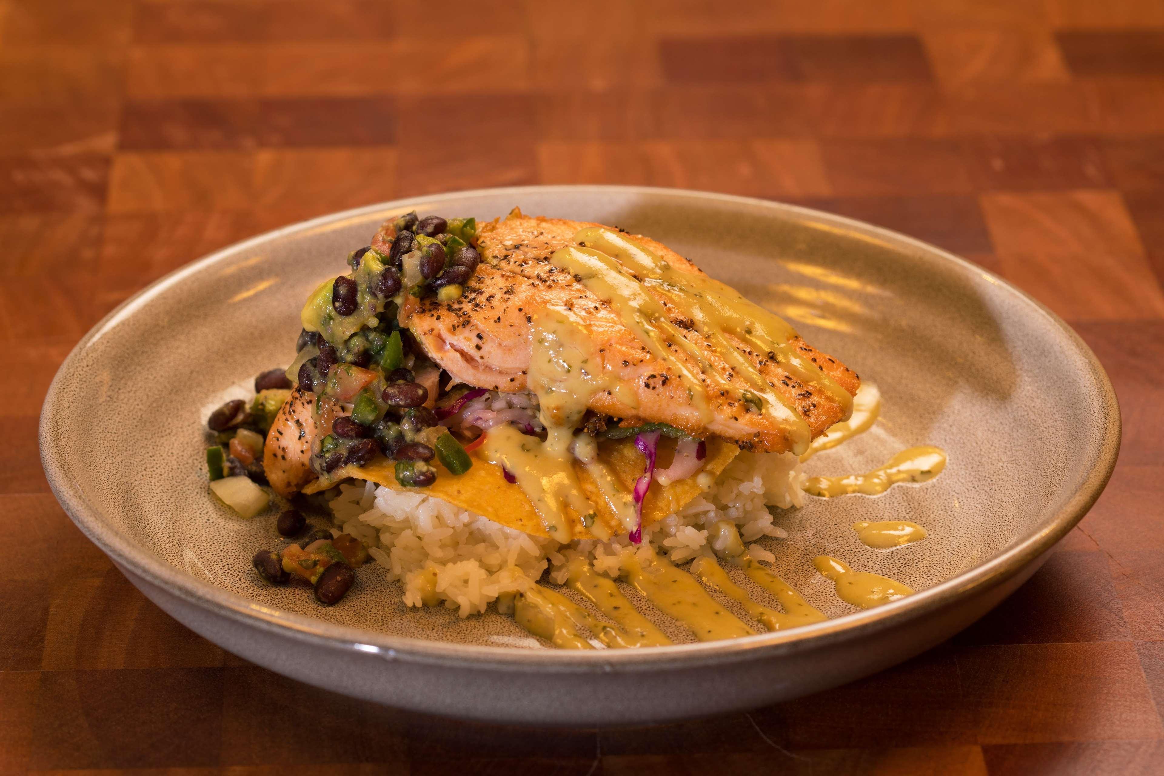 Restaurant DoubleTree by Hilton Atlanta Windy Hill Ballpark
