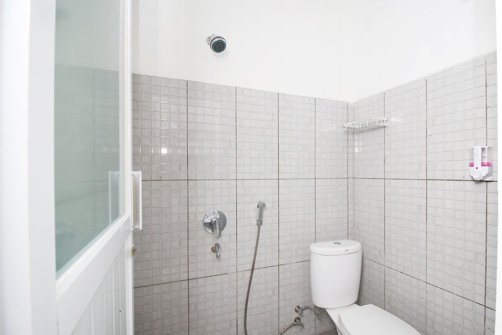 Equipamiento de Habitación Polamas Residence