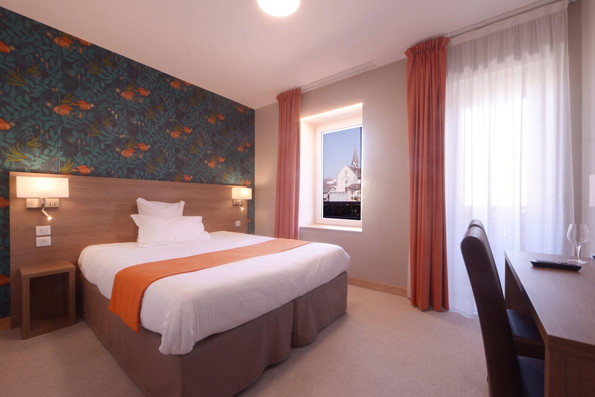 Varios Logis hotel du Rhône