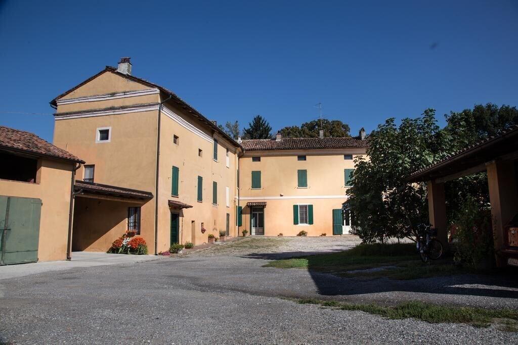 Varios B&B Stradivari