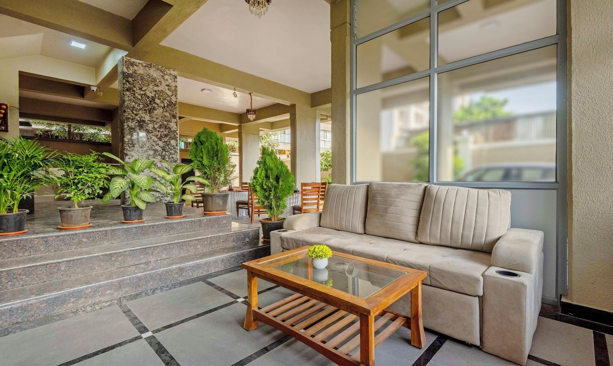 Vista Lobby Treebo Sunrise Apartments