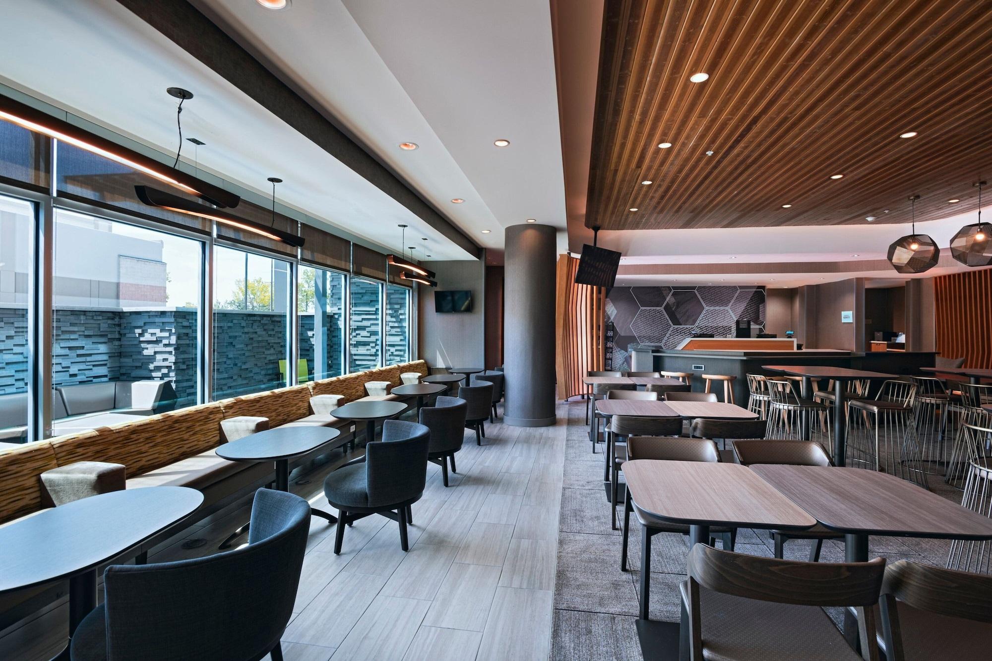 Vista Lobby SpringHill Suites by Marriott Austin North