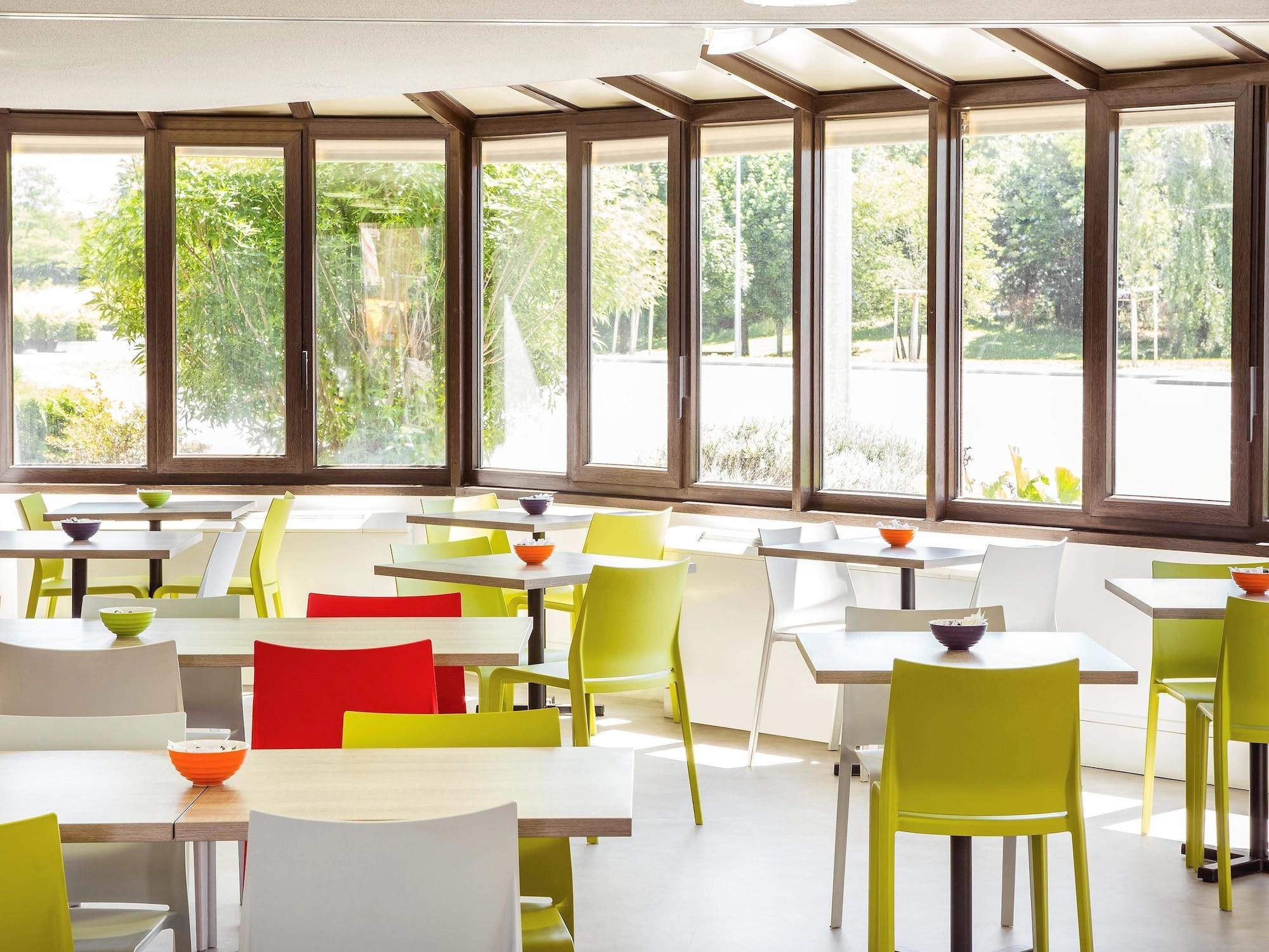 Restaurant Hotel ibis Styles Niort Poitou Charentes
