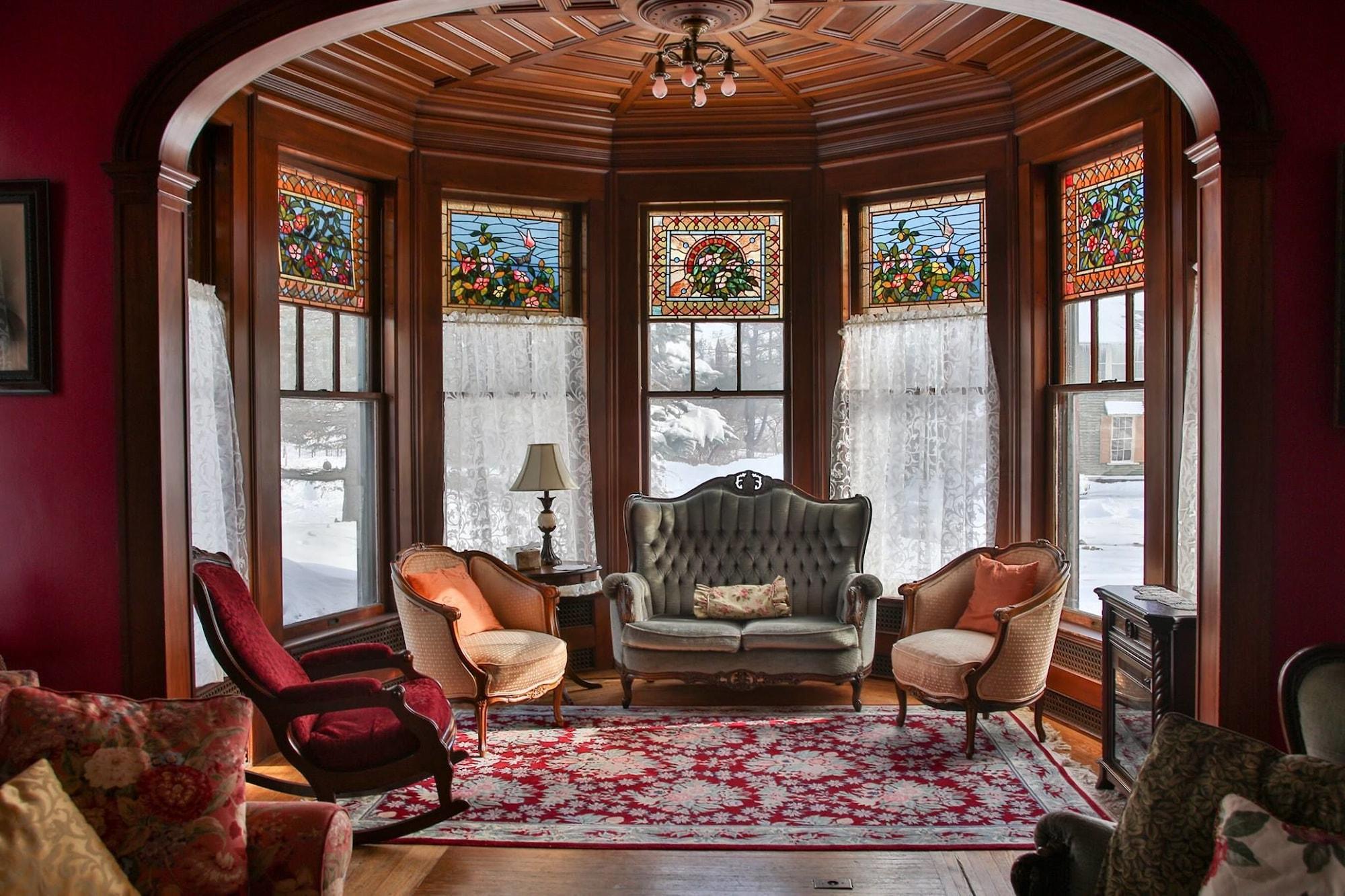 Vista Lobby Black Swan Inn