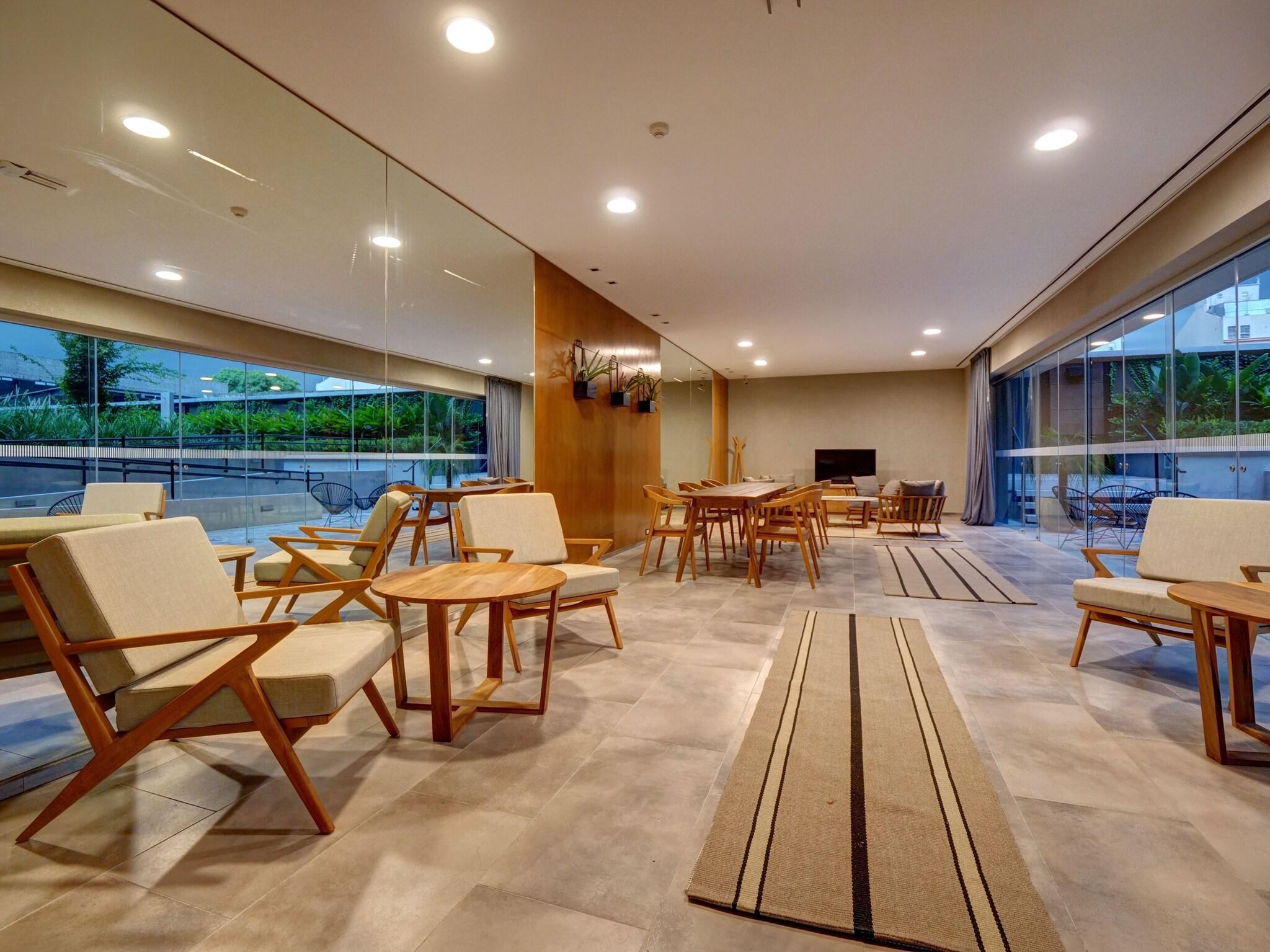 Vista Lobby Quartier Hollywood