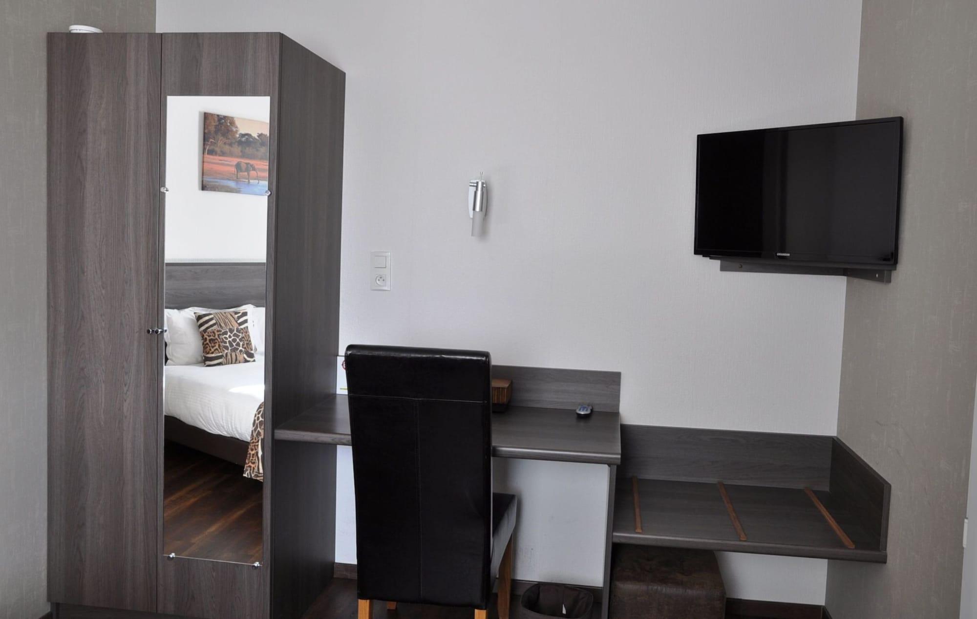 Set de Habitación Brit Hotel Azur - Cholet